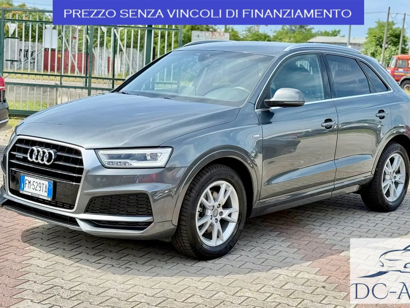Audi Q3 2.0 tfsi S-Line quattro 220cv s-tronic **57000 km Grigio - 1