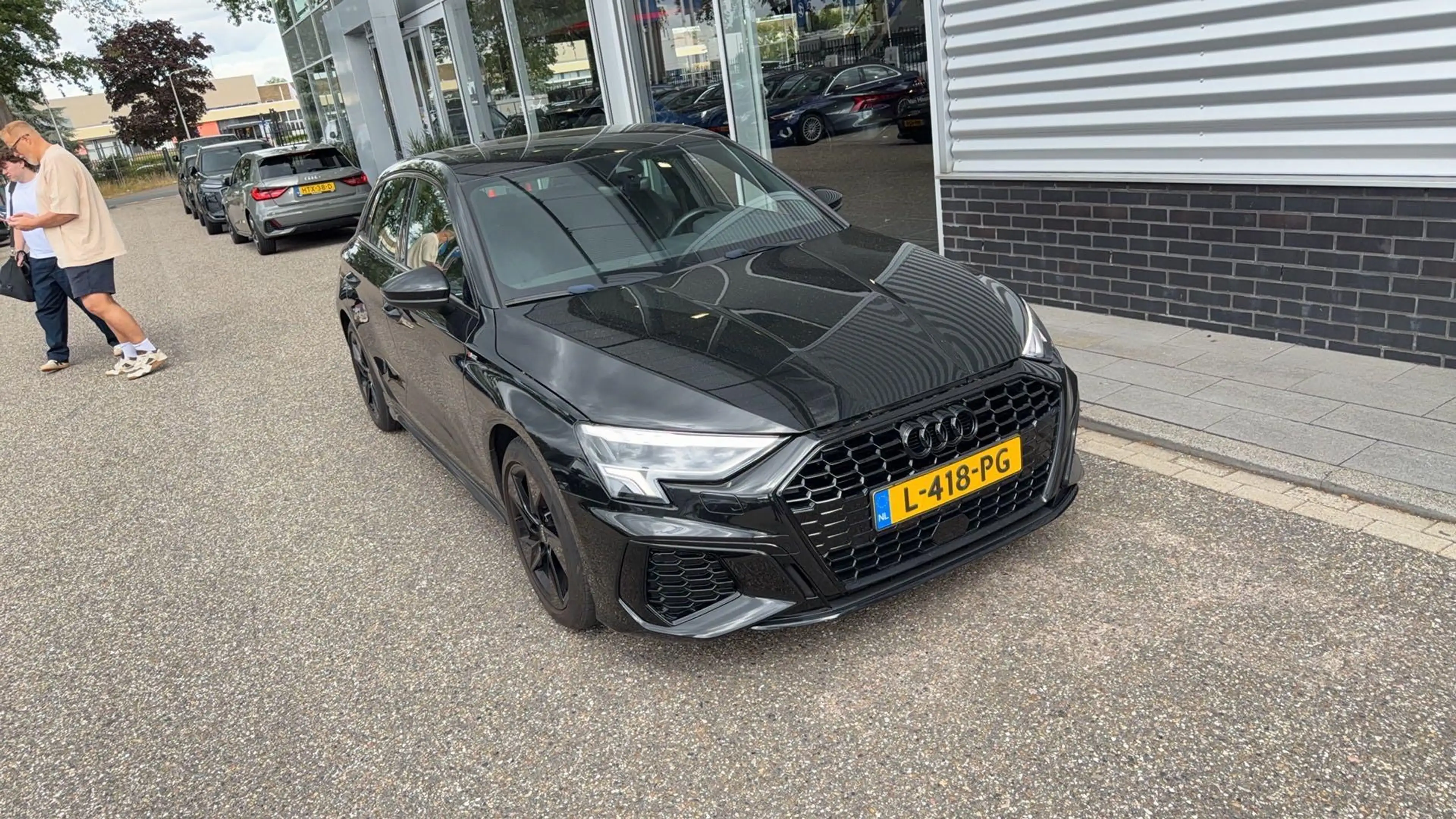 Audi A3 Sportback 30 TFSI S edition 110 PK | S-line | Auto — photo 3