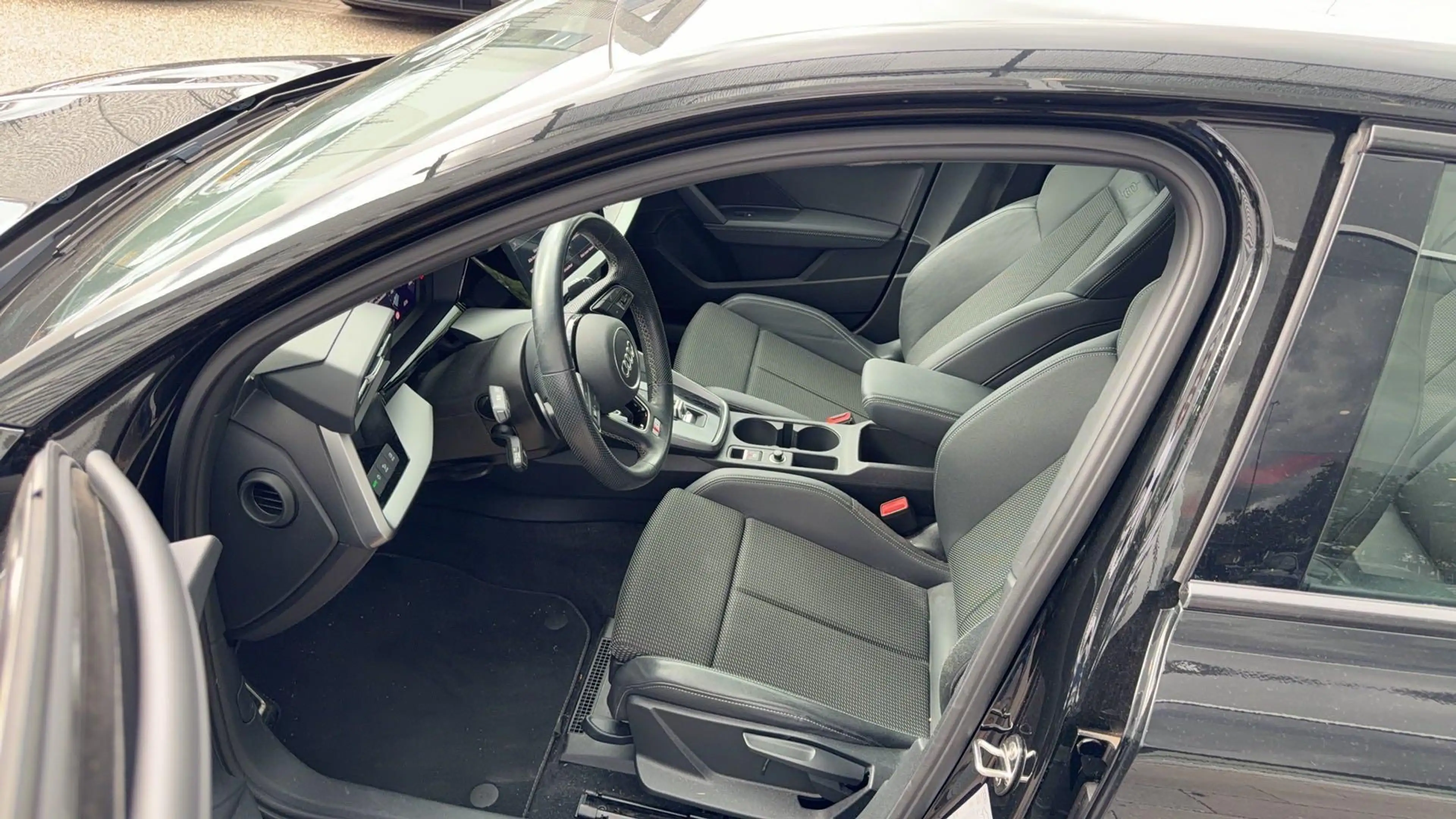 Audi A3 Sportback 30 TFSI S edition 110 PK | S-line | Auto — photo 7