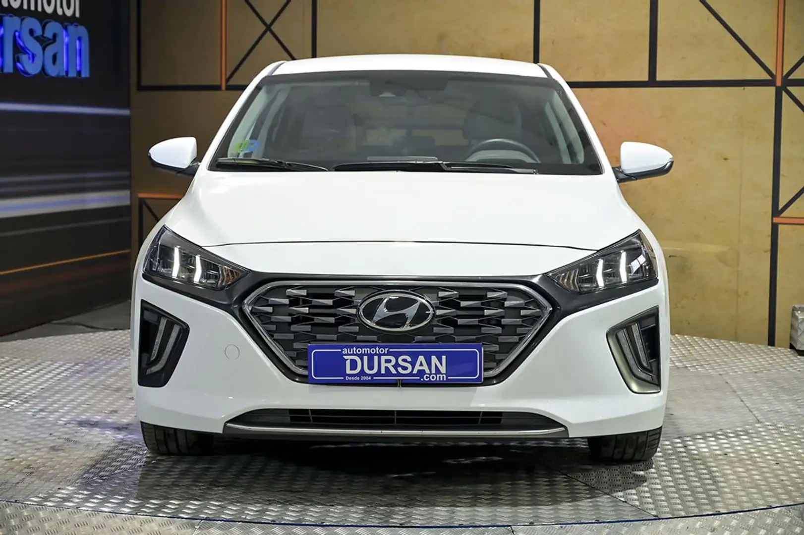 Hyundai IONIQ 1.6 GDI HEV Style DCT Weiß - 2