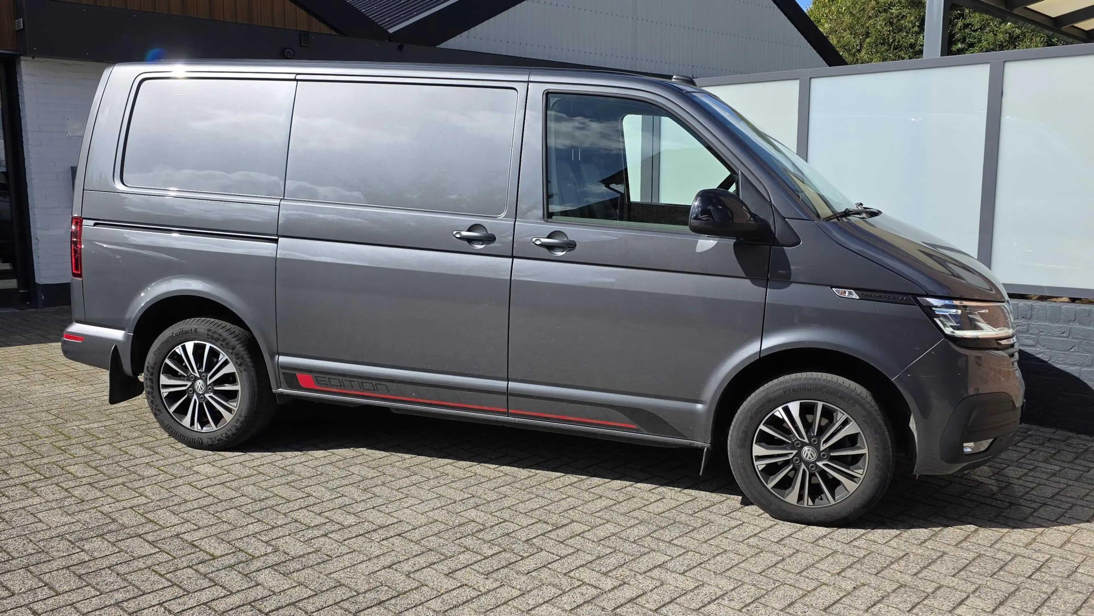 Volkswagen Transporter 2.0 TDI L1H1 GB Highline Edition 2 — photo 4
