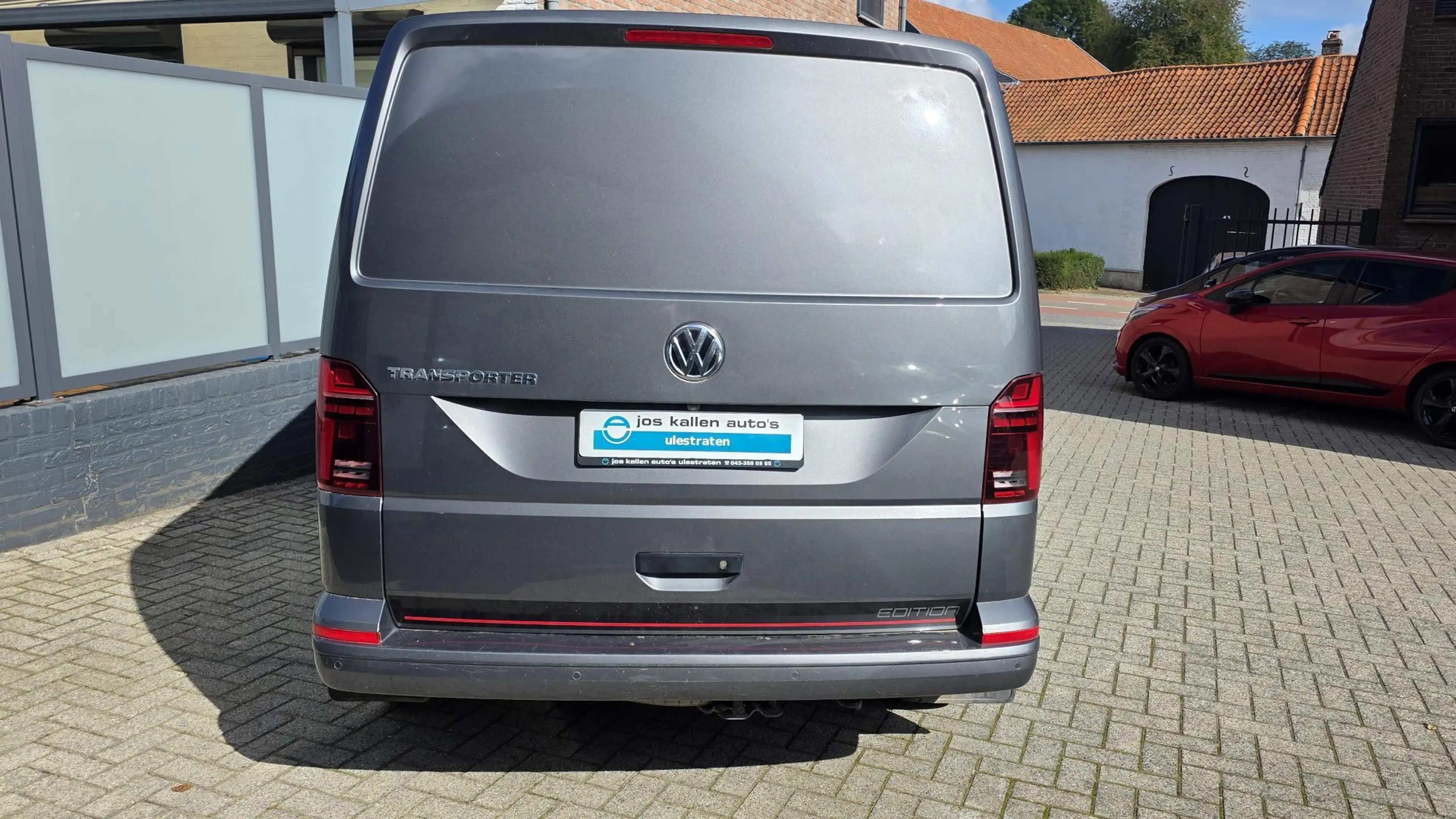 Volkswagen Transporter 2.0 TDI L1H1 GB Highline Edition 2 — photo 9