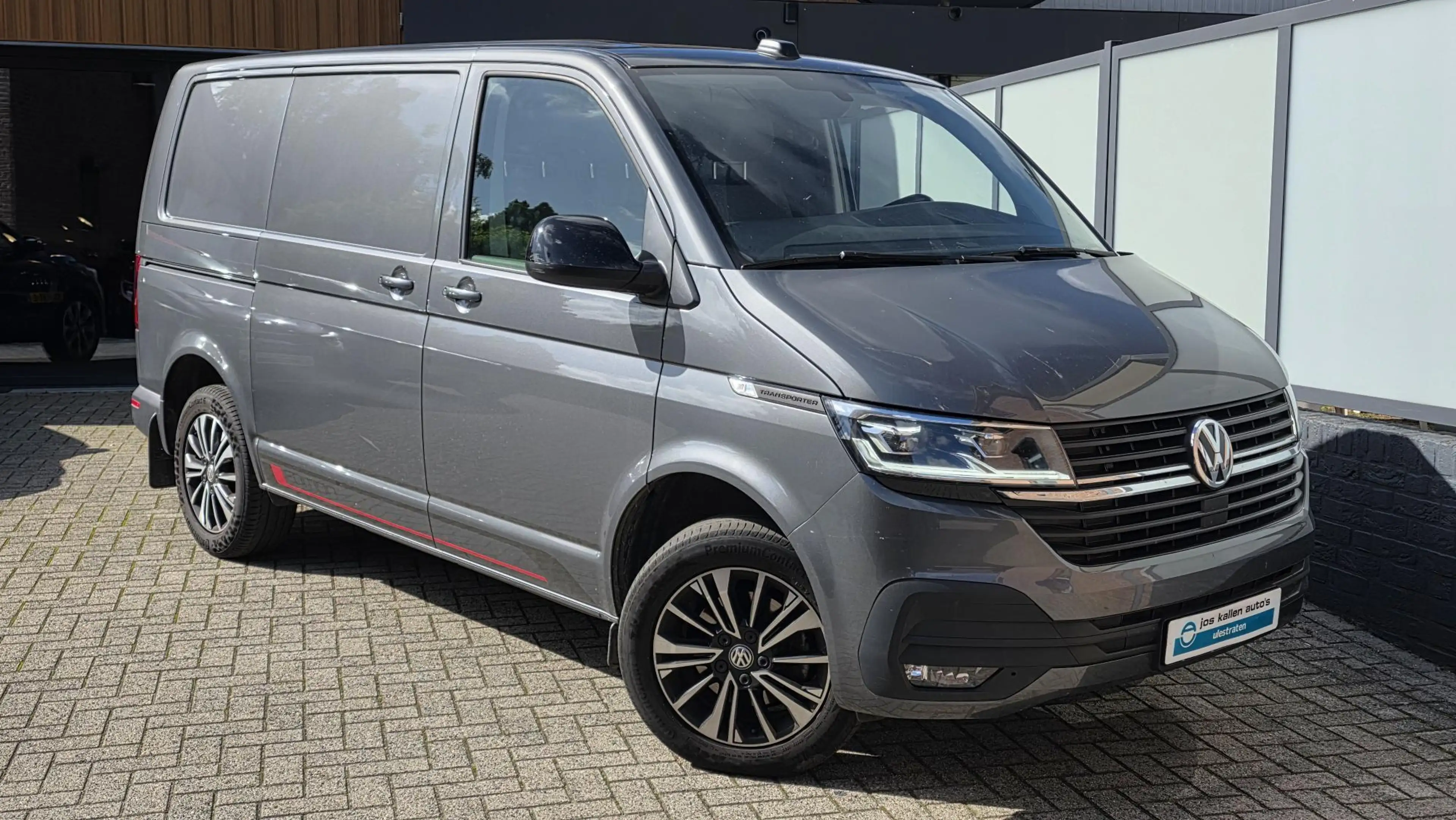 Volkswagen Transporter 2.0 TDI L1H1 GB Highline Edition 2 — photo 3