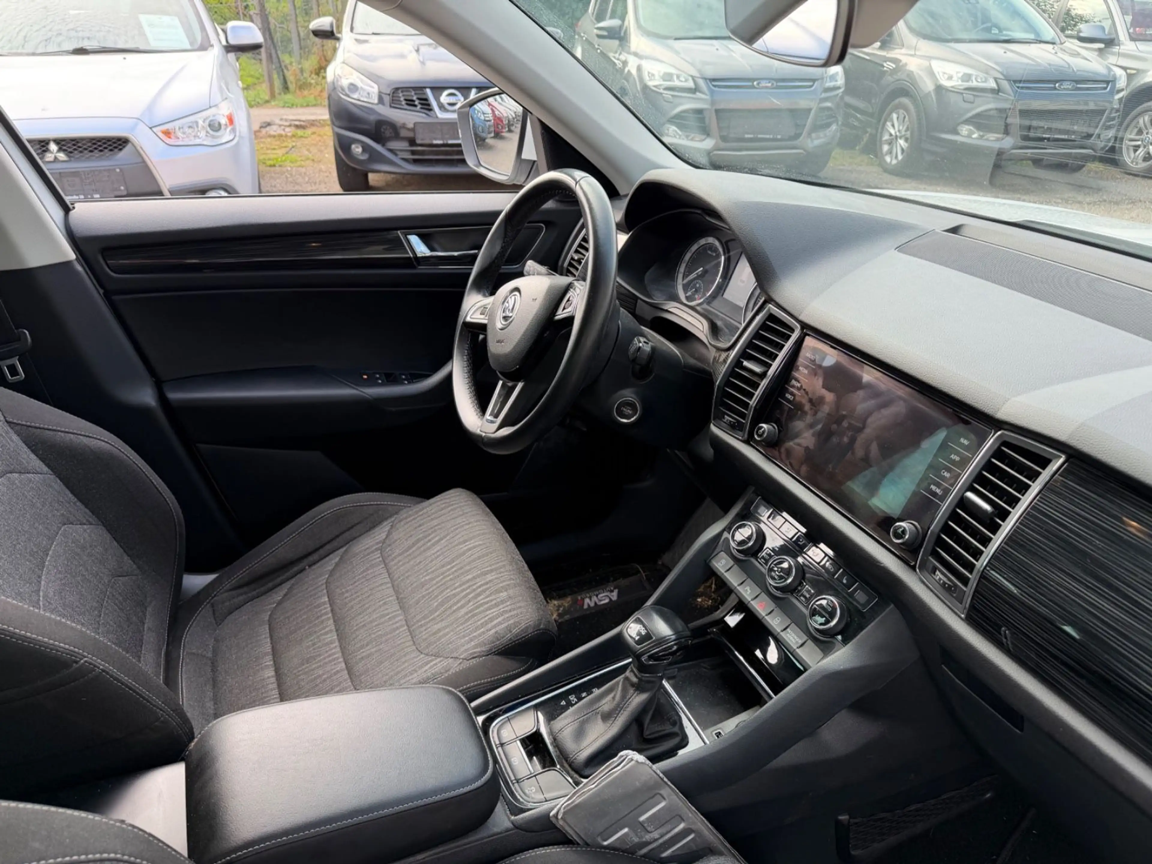 Skoda Kodiaq Style 4x4 DSG Navi LED Memory AHK Kamera — photo 4