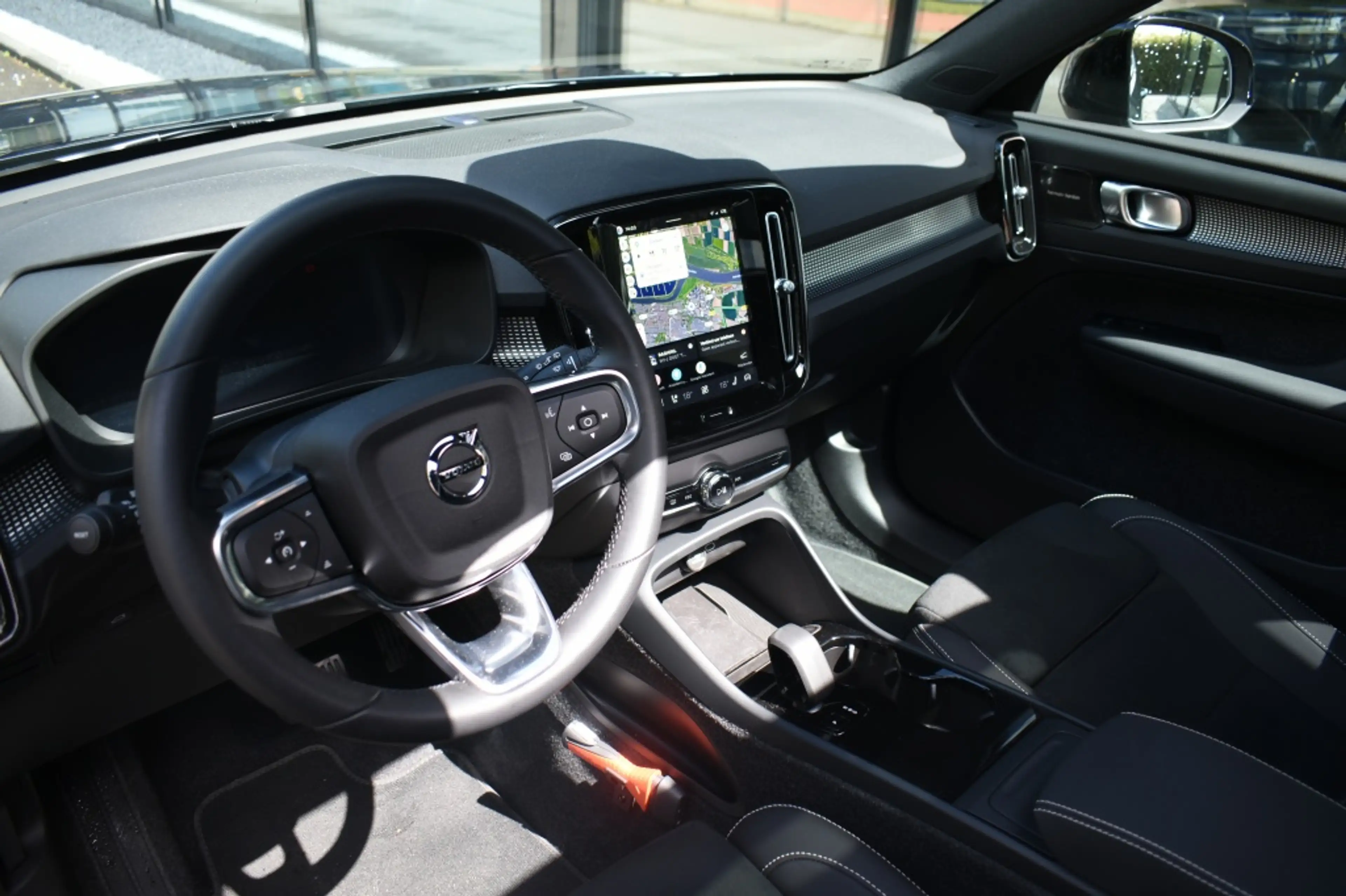 Volvo EX40 Twin Performance 442pk/82kWh Ultra Black Edition | — photo 3