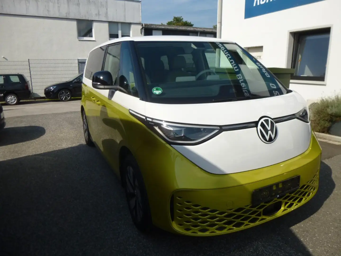 Volkswagen ID. Buzz Bus 150 kW Pro Bianco - 2