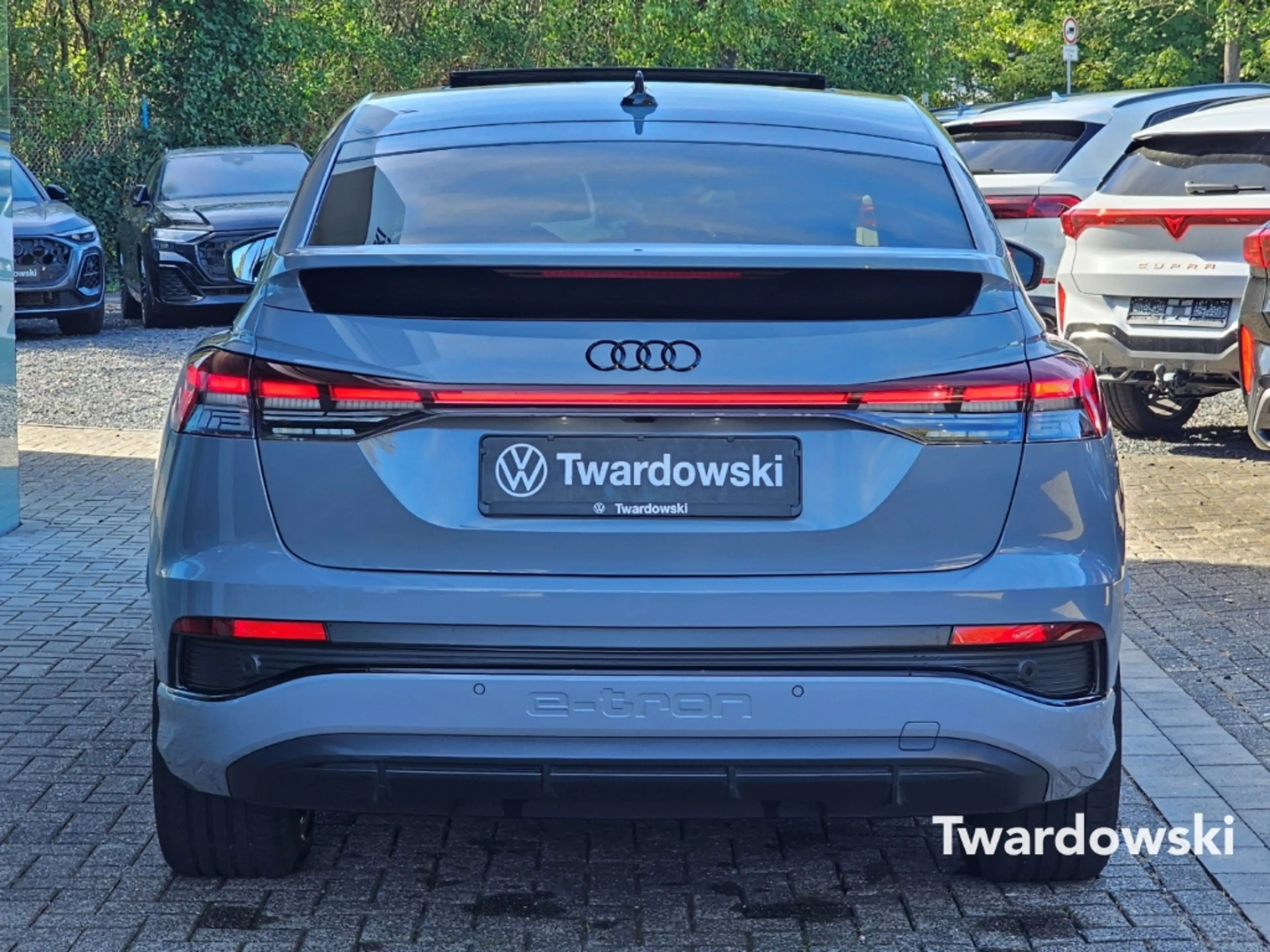 Audi Q4 e-tron e-tron Sportback 35 S line Matrix Pano Sonos — photo 5