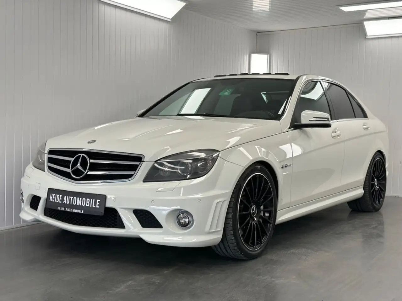 Mercedes-Benz C 63 AMG