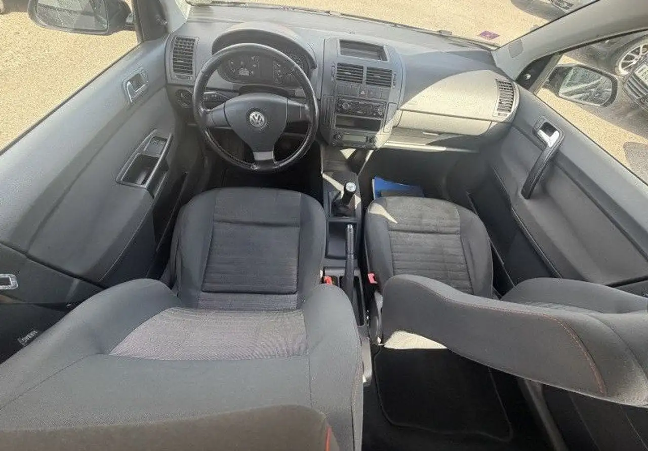 Volkswagen Polo Citadine 5 portes — photo 9
