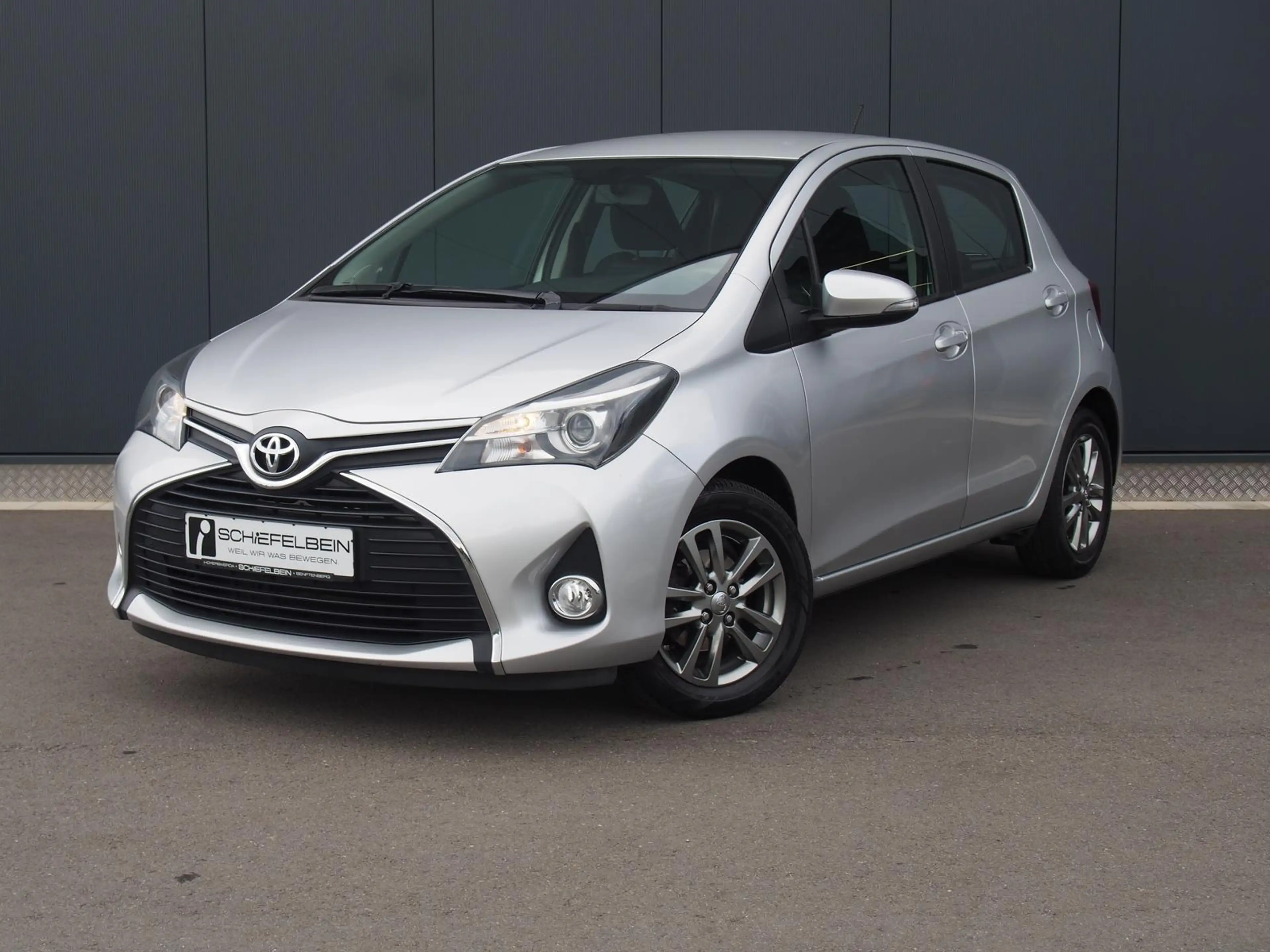 Toyota Yaris Comfort 1,33 Allwetter+Klima+USB+RFK — photo 2
