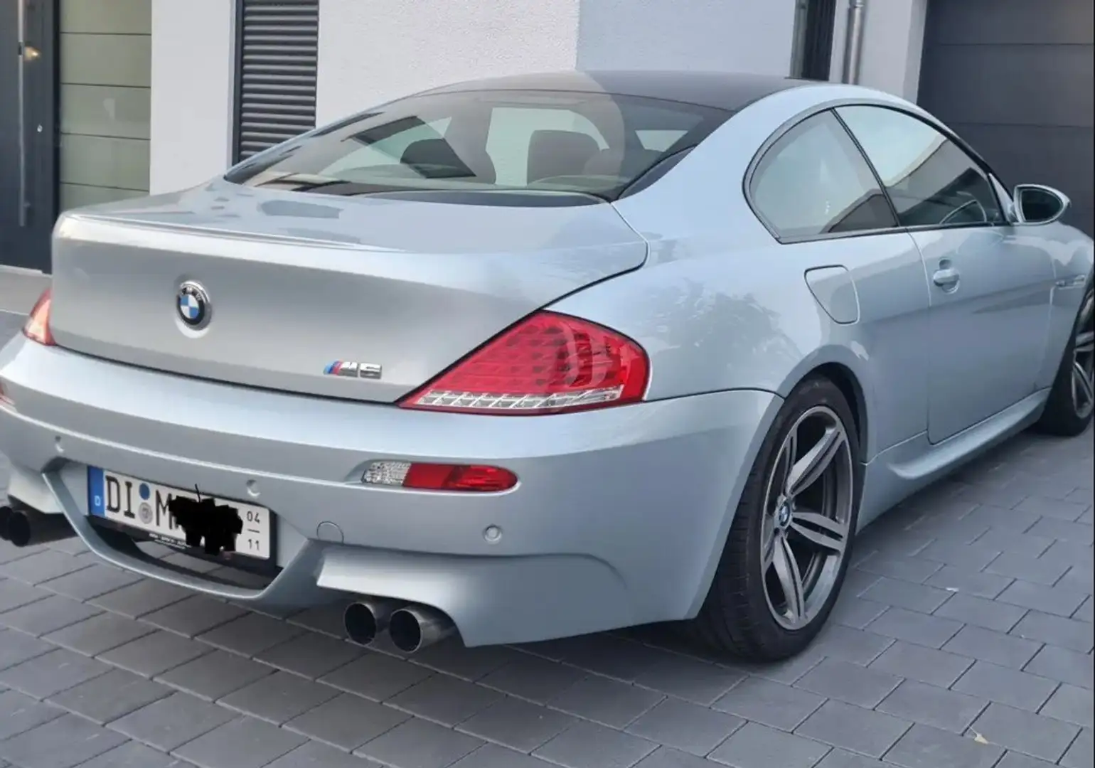 BMW M6 Carbon Dach,100%DE, Kein Import,305 km/h, Sammlung Silber - 1