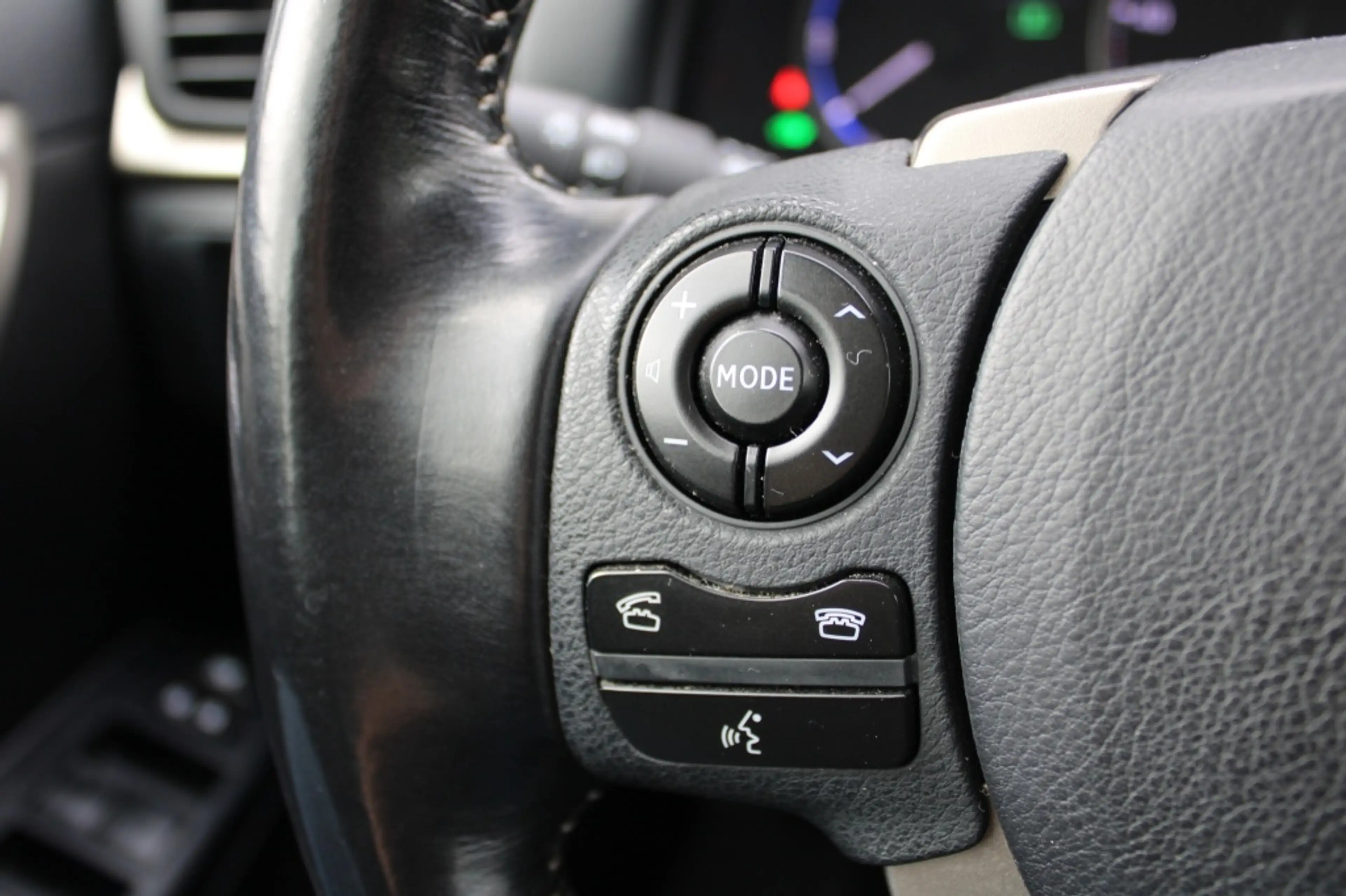 Lexus CT 200h Sport Edition — photo 23