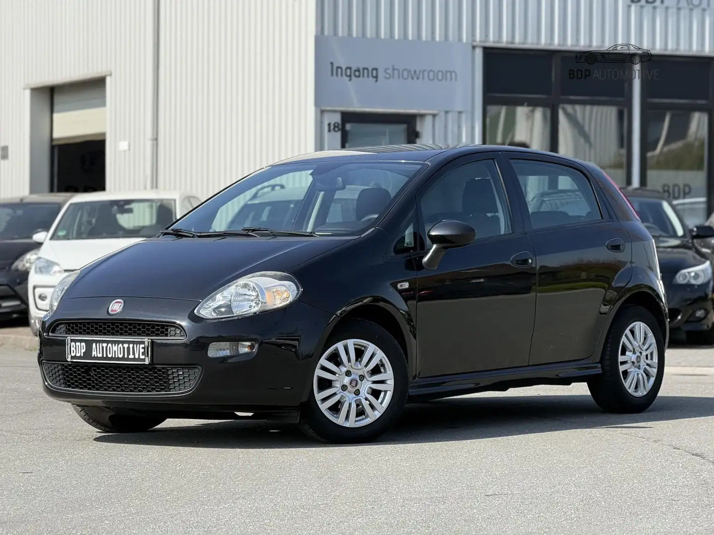 Fiat Punto Evo 1.3 M-Jet Street AIRCO/PDC/LM VELGEN Zwart - 1