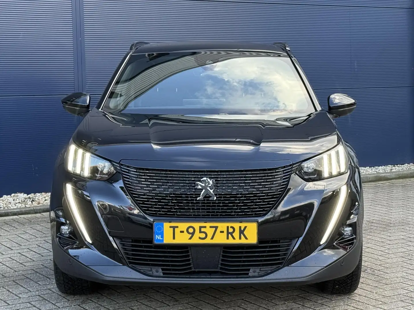 Peugeot e-2008 EV 50kWh 136pk GT | Navigatie | Camera | Schuifdak Noir - 2