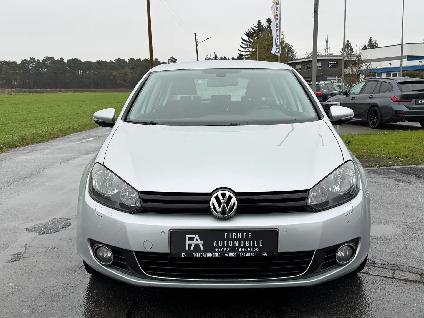 Volkswagen Golf Highline Sitzheizung Apple CarPlay Klima Gris - 2