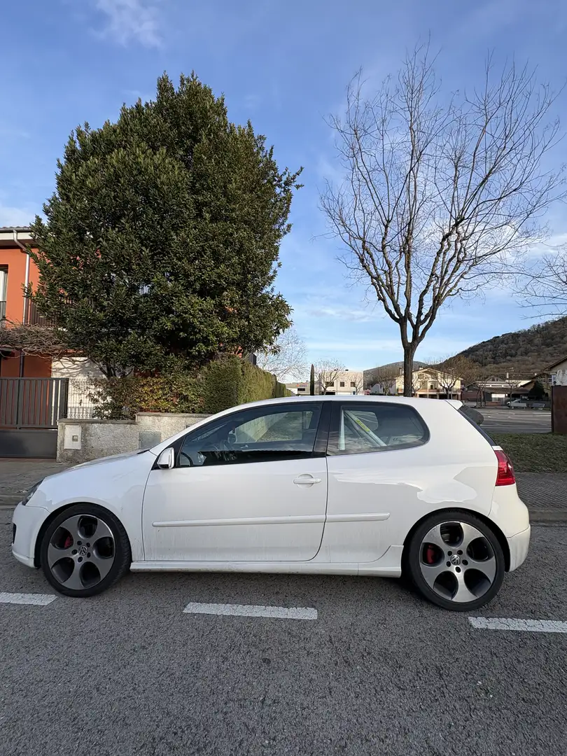 Volkswagen Golf GTI 2.0 TFSI DSG - 1