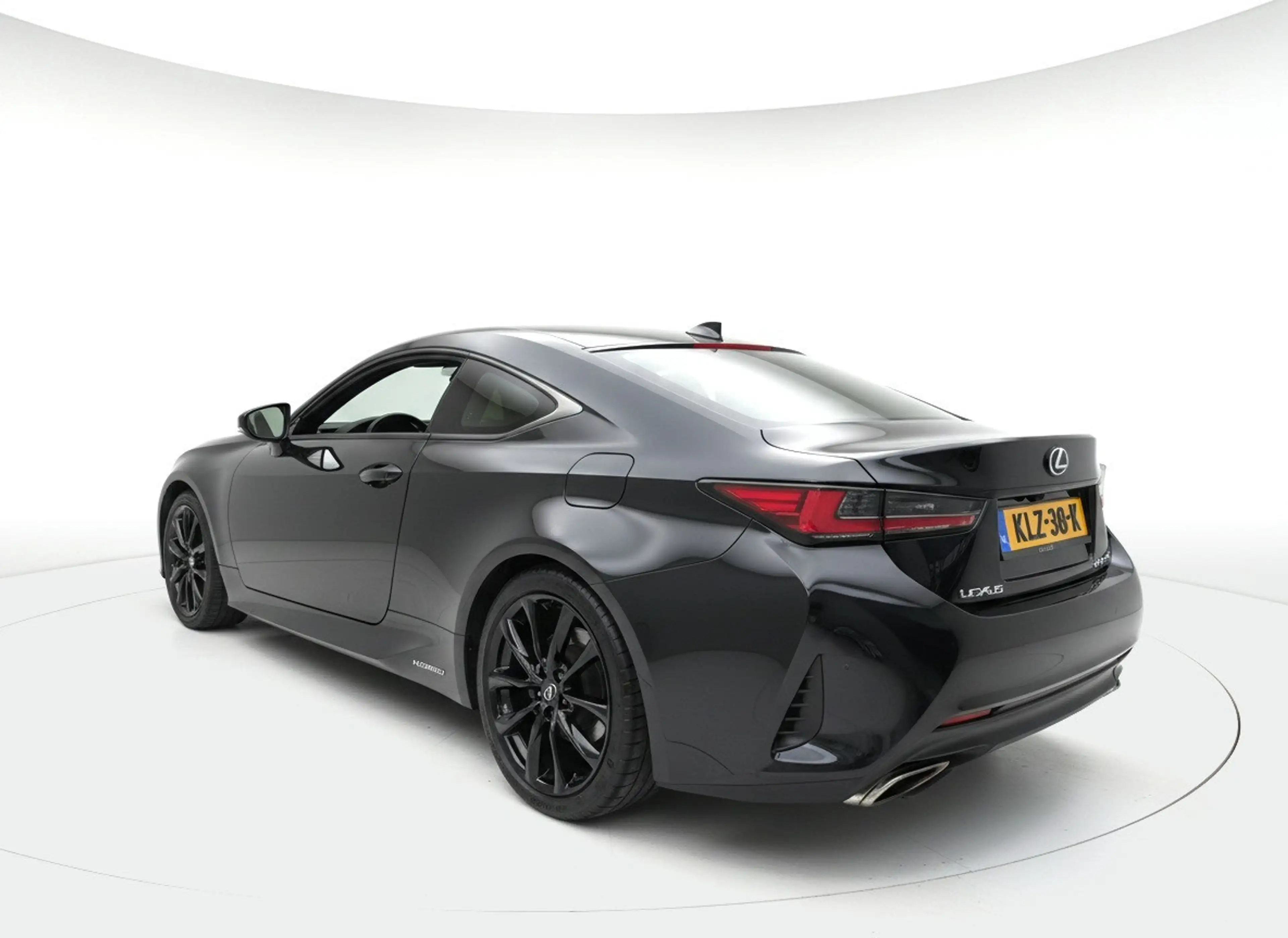 Lexus RC 300h F Sport Line | Carplay | Stoelverwarming & Koeling — photo 4