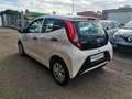 Toyota Aygo Connect 1.0 VVT-i 72CV 5 porte x-business Bianco - thumbnail 3