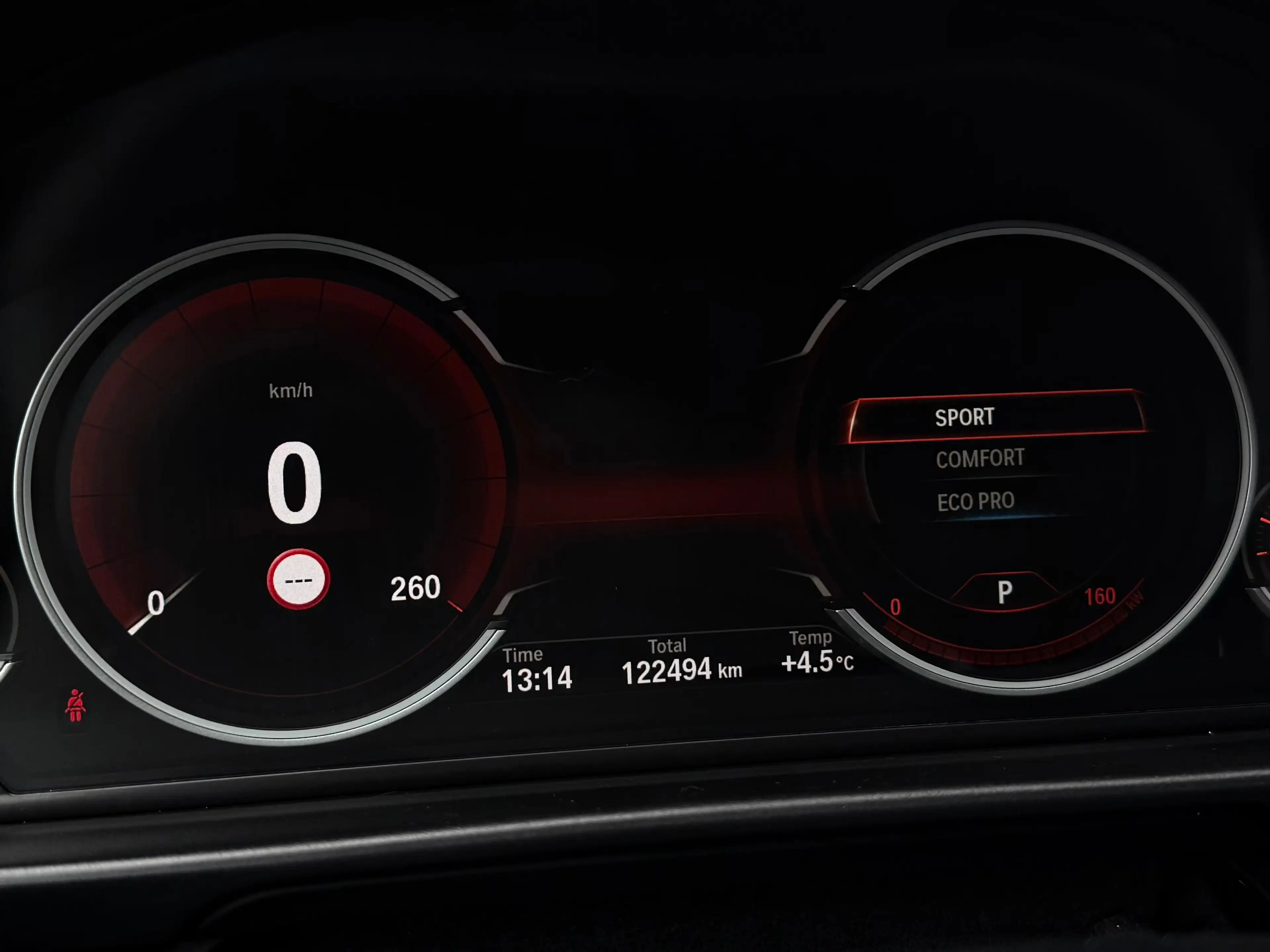 BMW 518 dA 150CV B.AUTO8 COCKPIT NAVi CUiR Bi-XENON HUD++ — photo 11