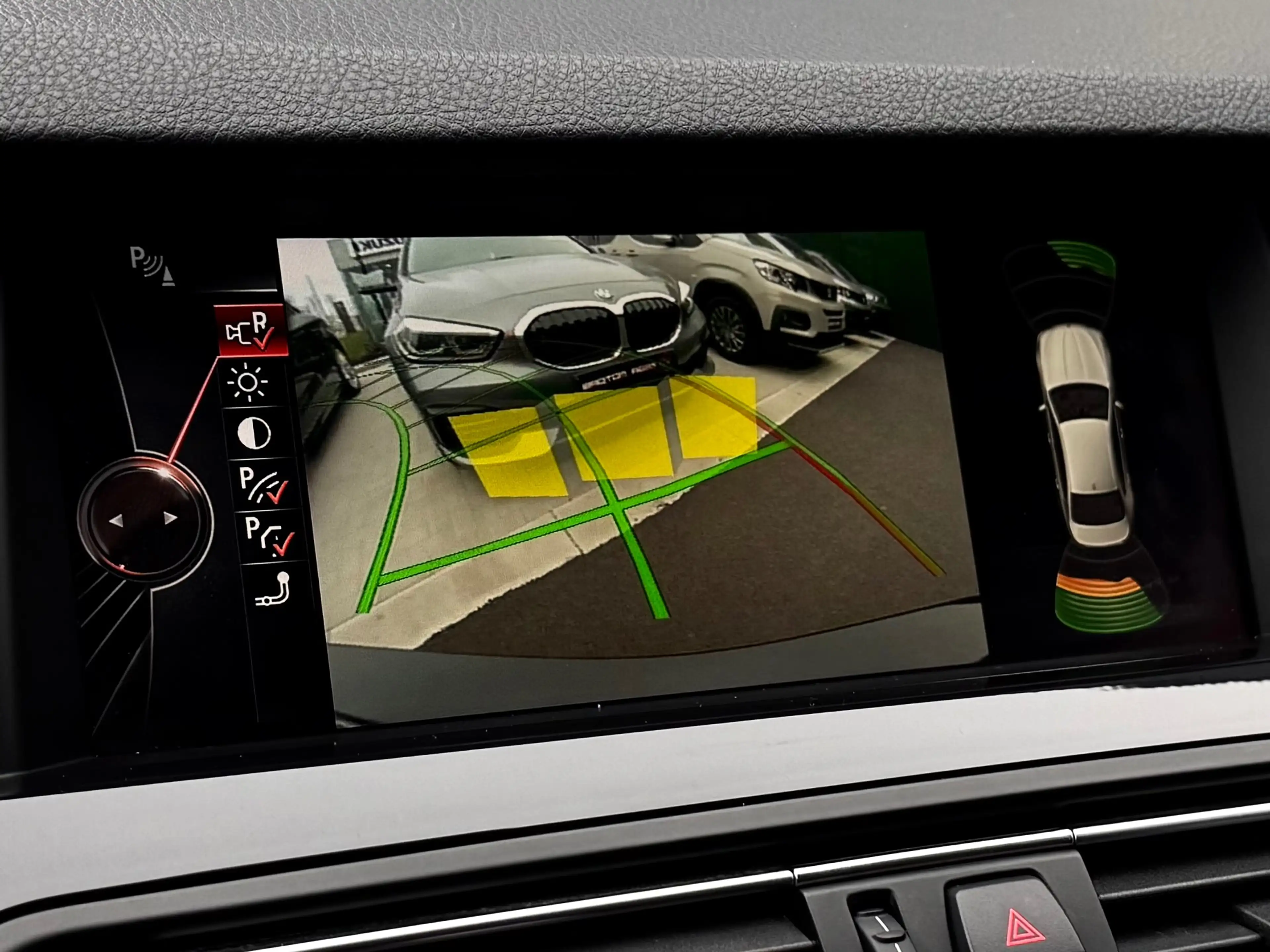 BMW 518 dA 150CV B.AUTO8 COCKPIT NAVi CUiR Bi-XENON HUD++ — photo 13