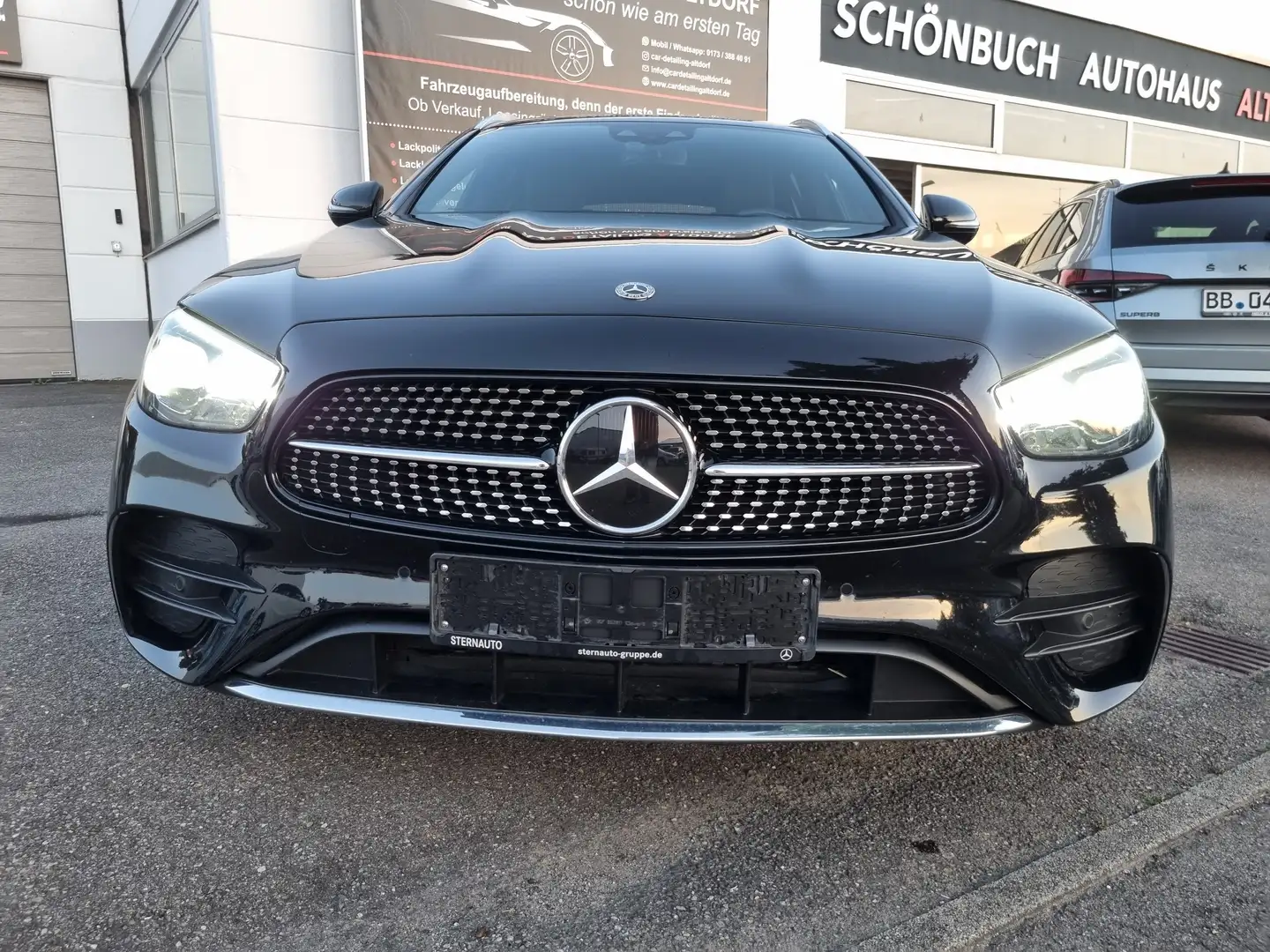 Mercedes-Benz E 300 E 300 e T 2x AMG AHK MBUX-AR Multibeam AssistenzPa Zwart - 2