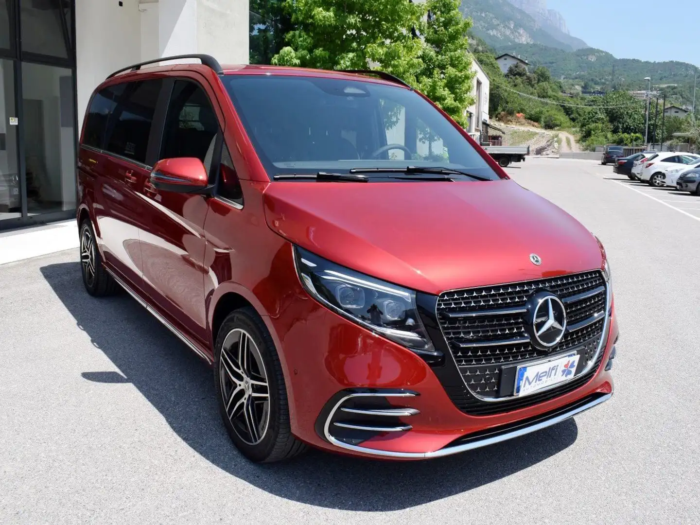 Mercedes-Benz V 220 V Compact 220 d Avantgarde 4matic auto Roşu - 1