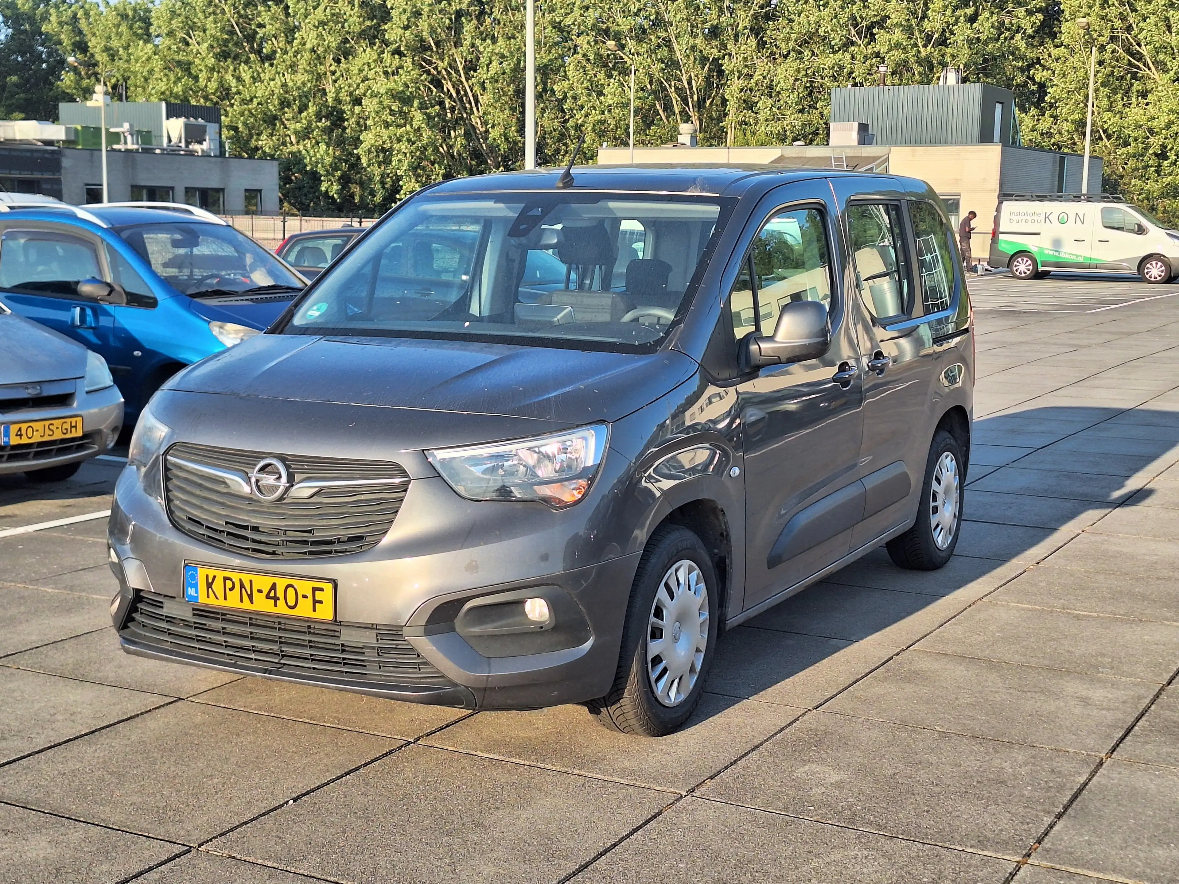 Opel Combo Life 1.2 T. L1H1 Edition