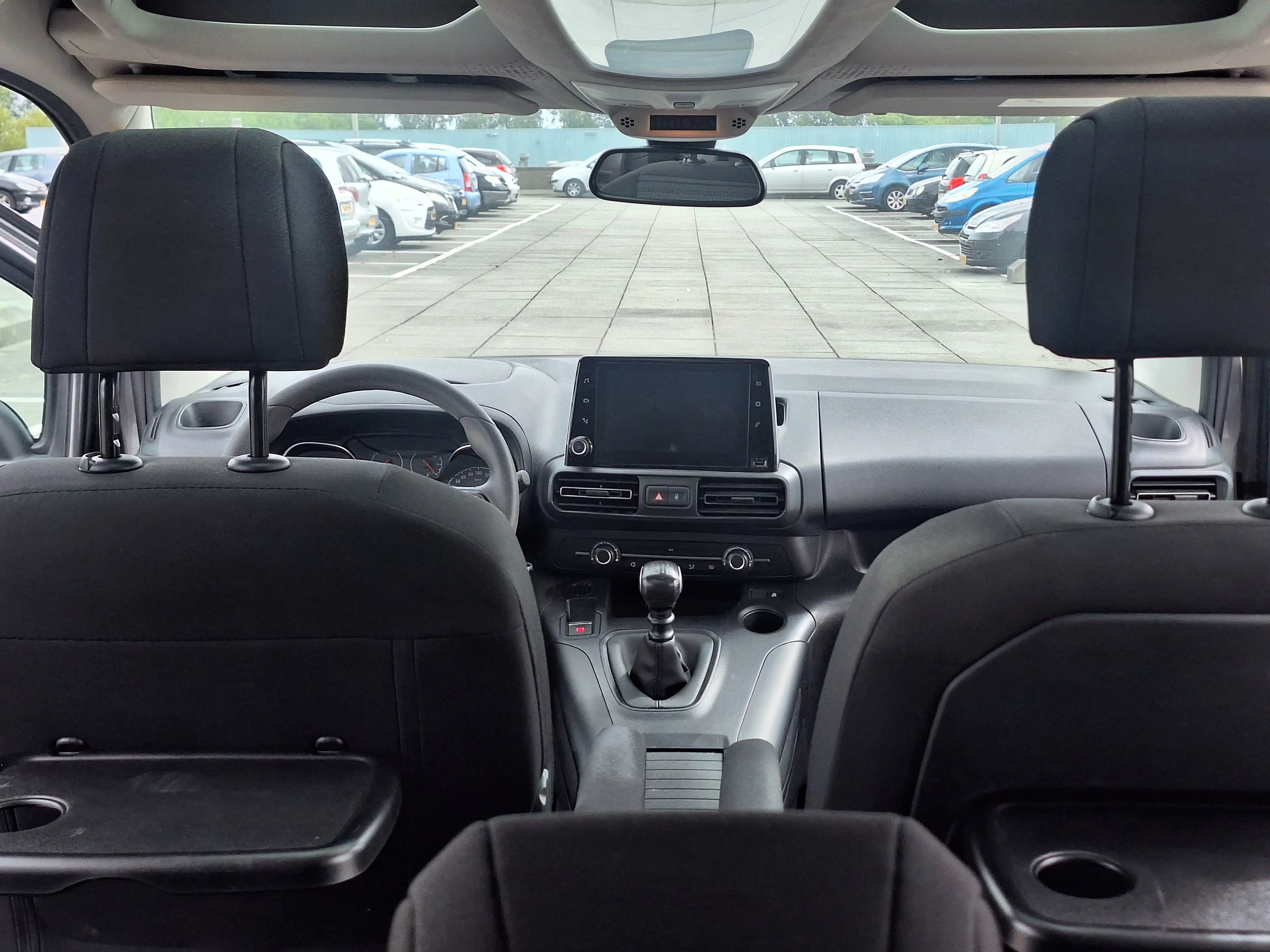 Opel Combo Life 1.2 T. L1H1 Edition — photo 9