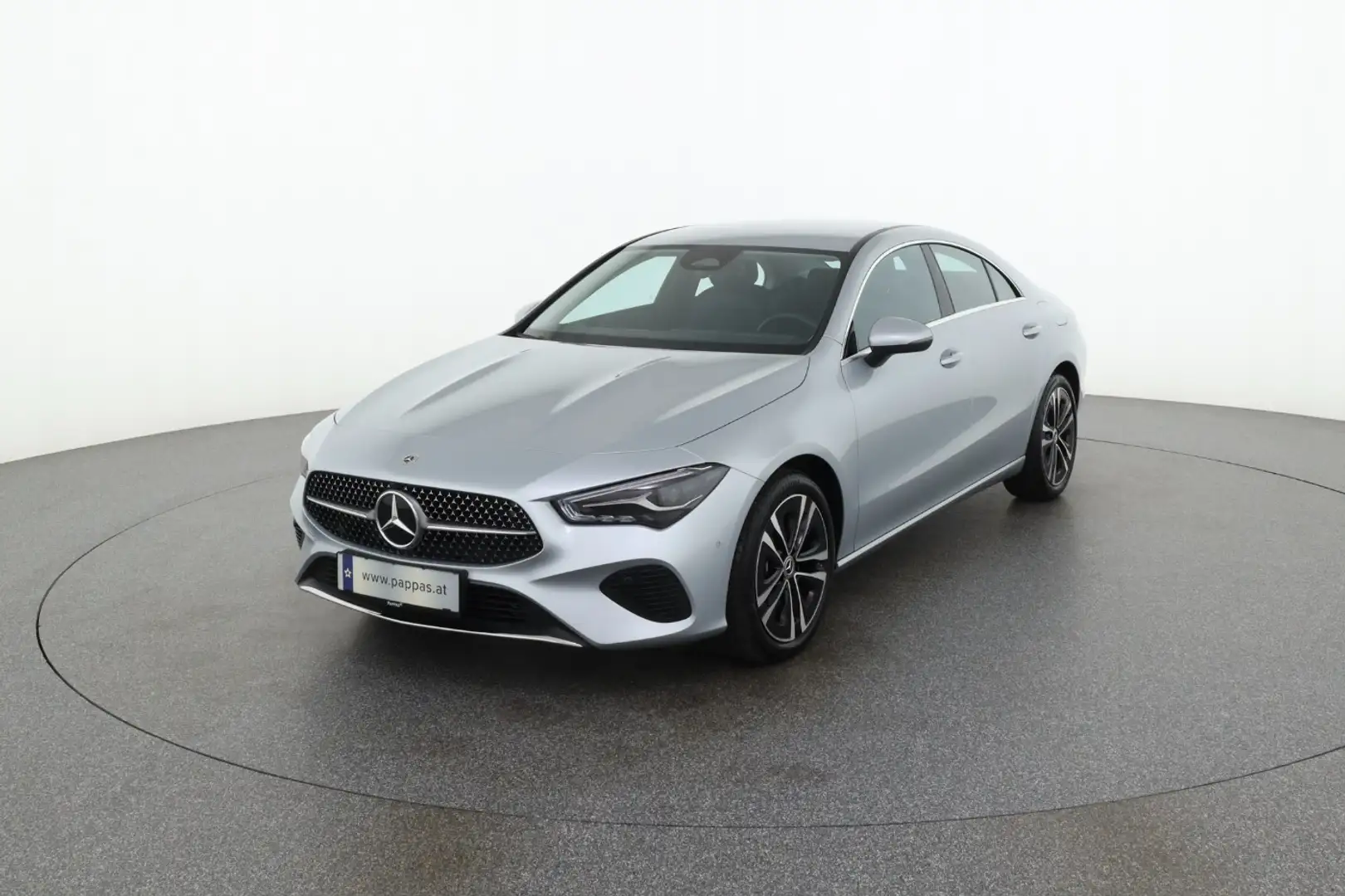 Mercedes-Benz CLA 180 Coupé PTS Cam Navi Wide LED SHZ Silber - 2