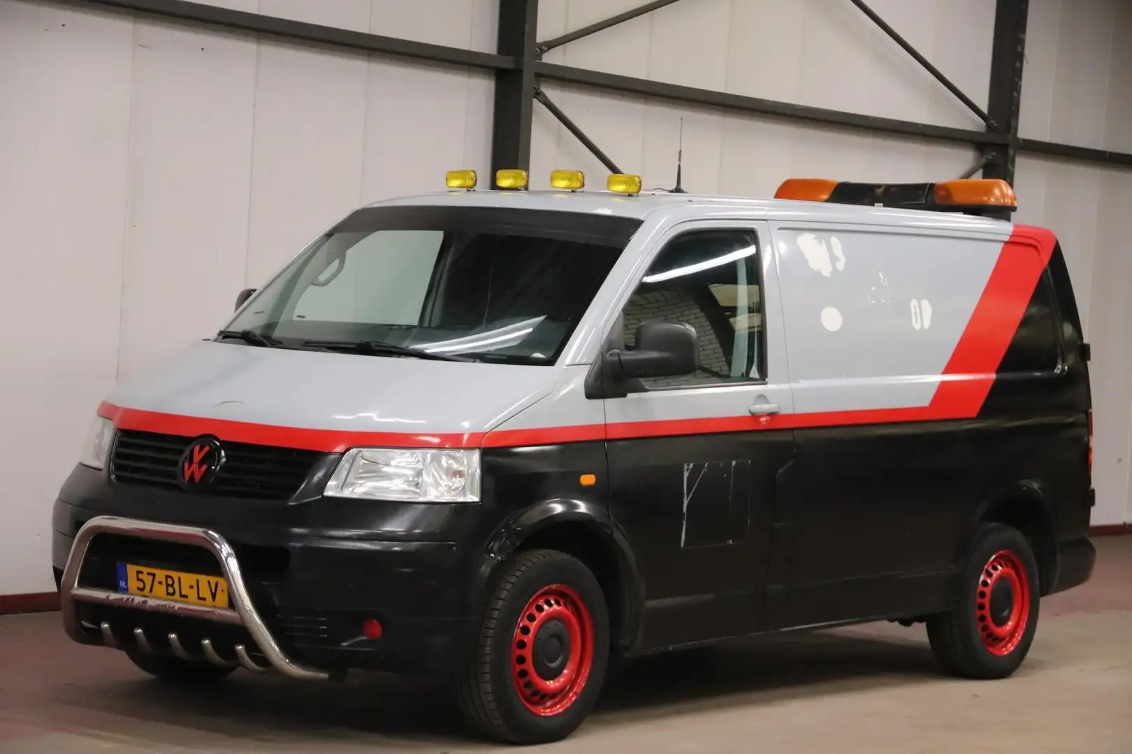 Volkswagen T5 Transporter 2.5 TDI 300 MARGE auto, Geen BTW MARGE voertuig, g Zwart - 1