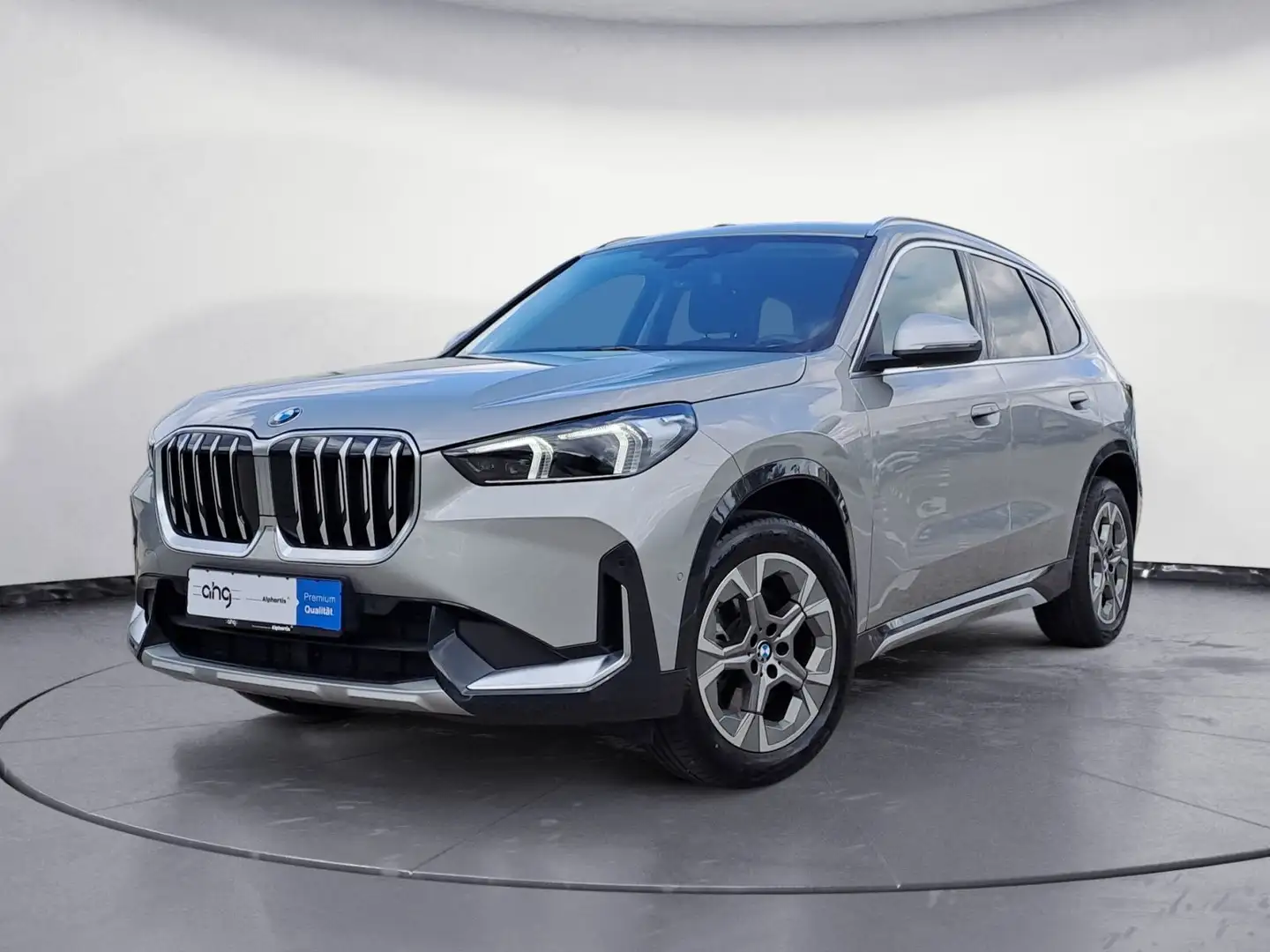 BMW X1 sDrive20i Aut. | Panorama | xLine | Garantie Silber - 2
