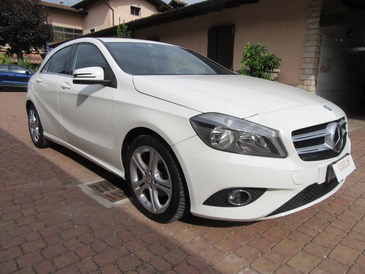 Mercedes-Benz A 180