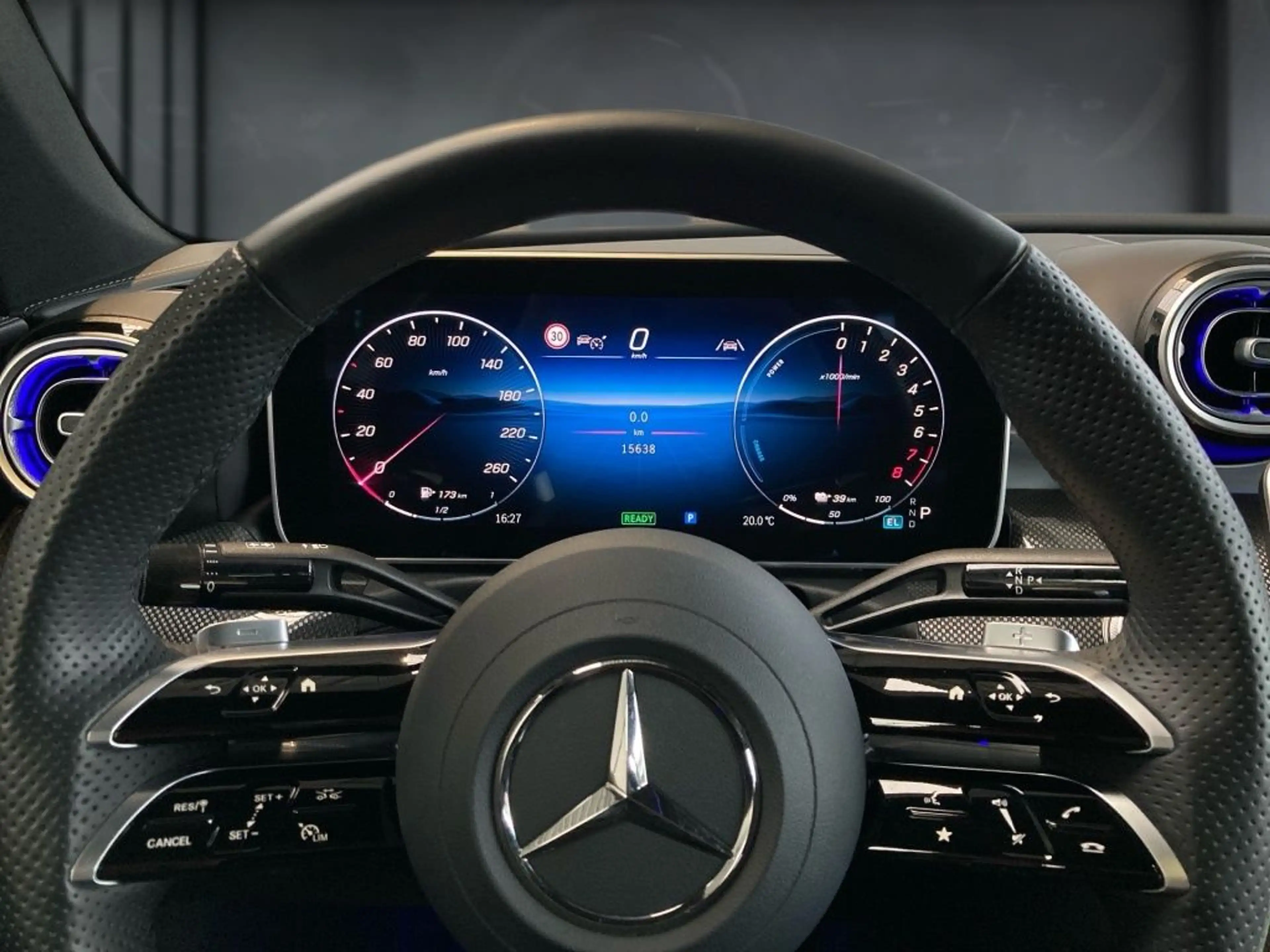 Mercedes-Benz CLE 300 e AMG+MBUX+Memory+Night+Ambiente+KAMERA — photo 8