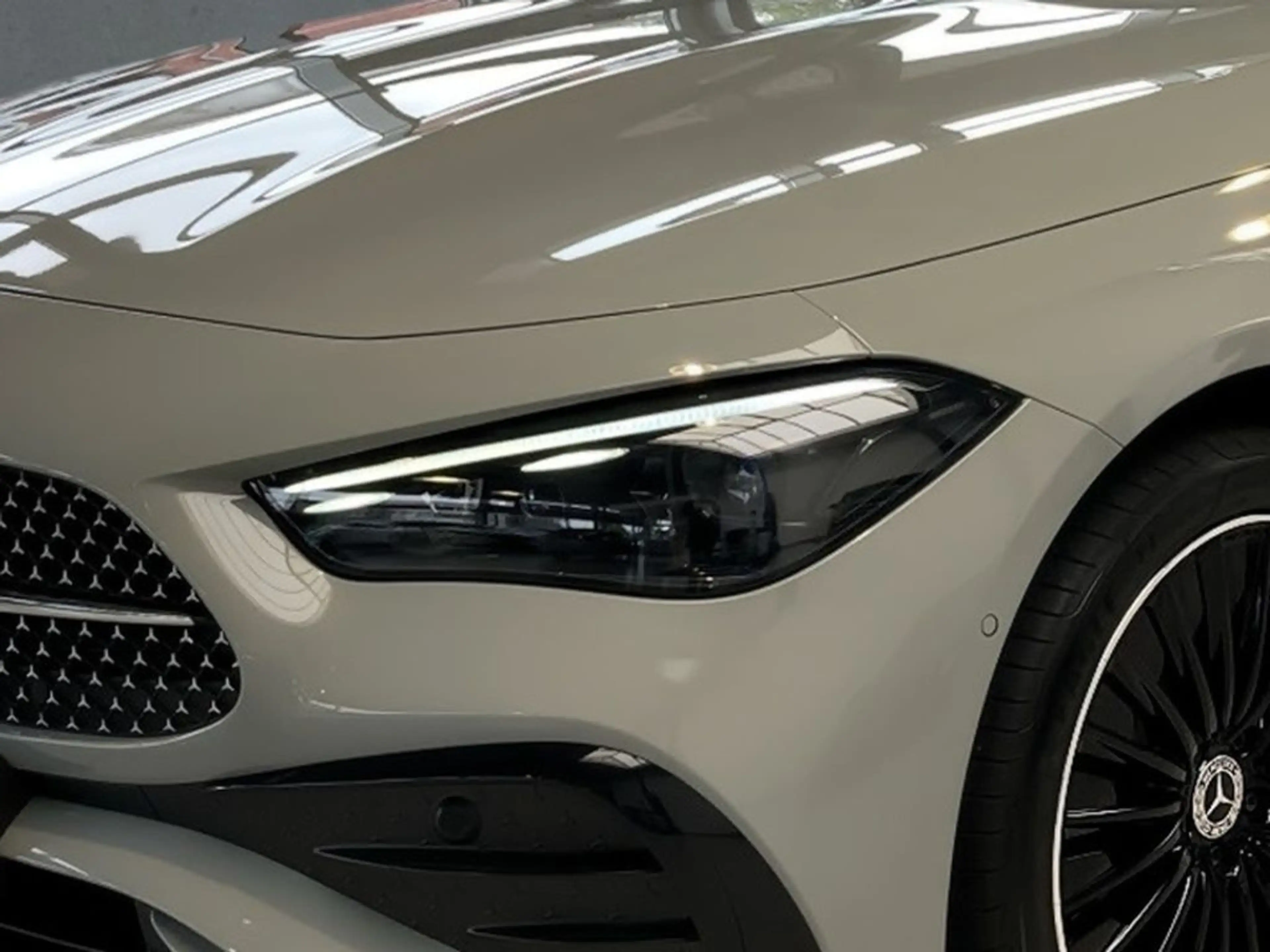 Mercedes-Benz CLE 300 e AMG+MBUX+Memory+Night+Ambiente+KAMERA — photo 2