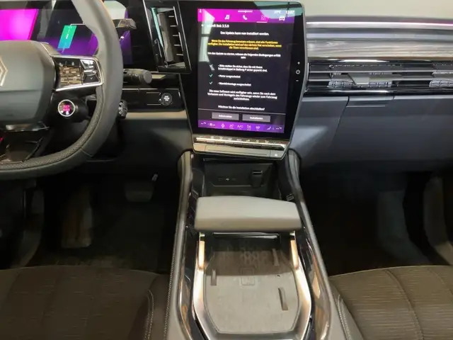 Renault Austral view 12