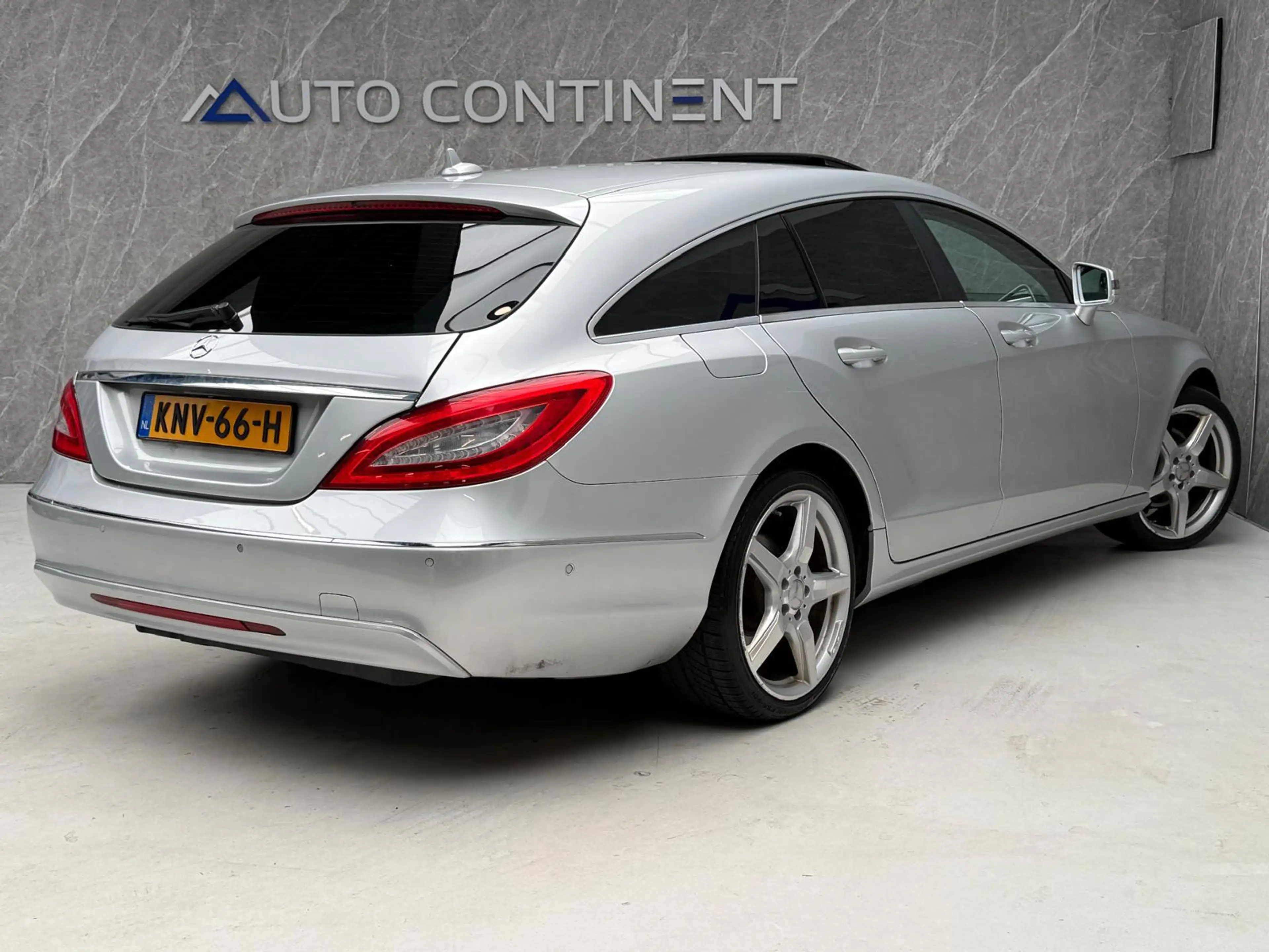 Mercedes-Benz CLS 350 Shooting Brake / 306 PK AUT / APK / Open Dak — photo 4