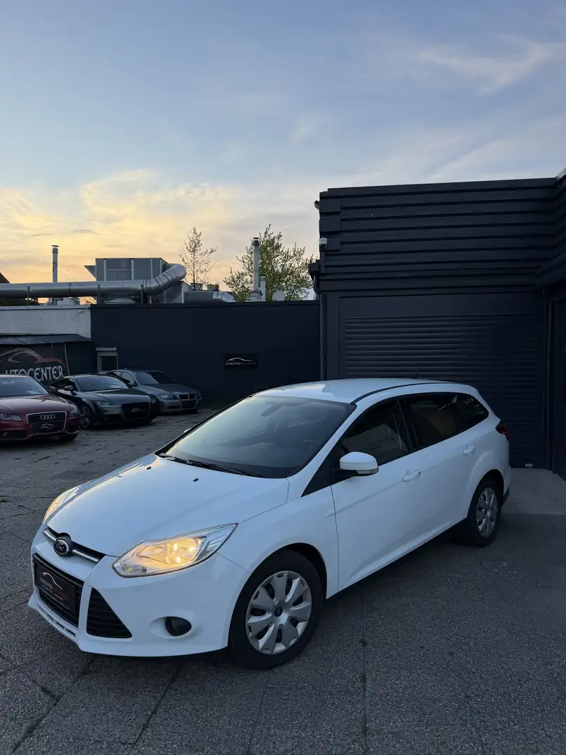 Ford Focus Trend Weiß - 2