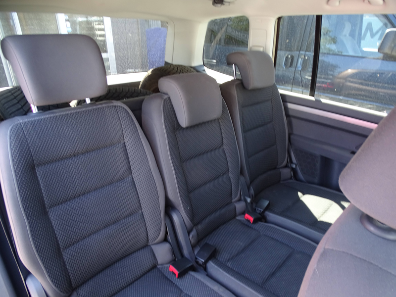 Volkswagen Touran Comfortline **AHK / SCHECKHEFT / 1-HAND** — photo 10