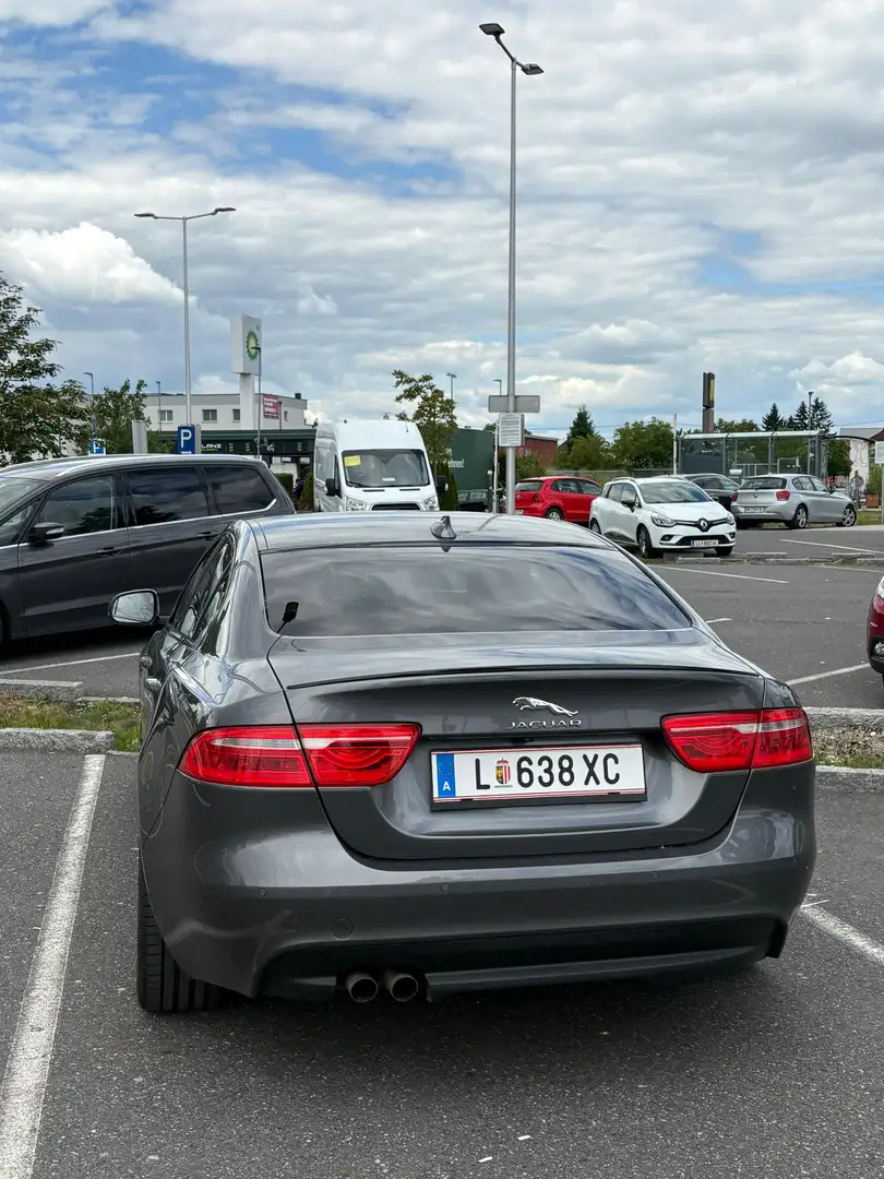 Jaguar XE 20d R-Sport Aut. - 2