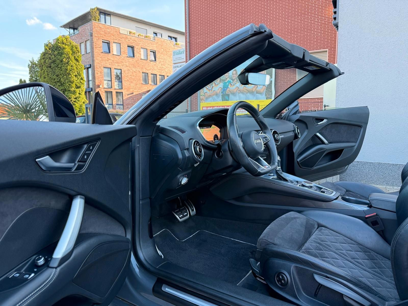 Audi TT Roadster 2.0 TFSI S-Line *Automatik*Virtual* — photo 11