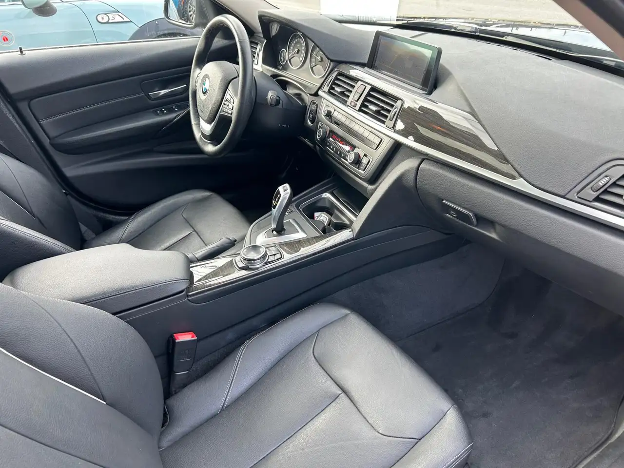 BMW 3 Series fotografie BMW 3 Series