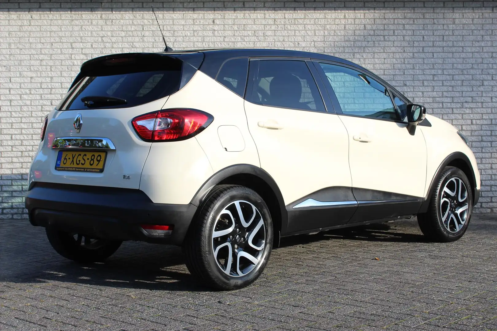 Renault Captur 0.9 TCe Dynamique | Cruise | NAVI | Parkeersensore Wit - 2