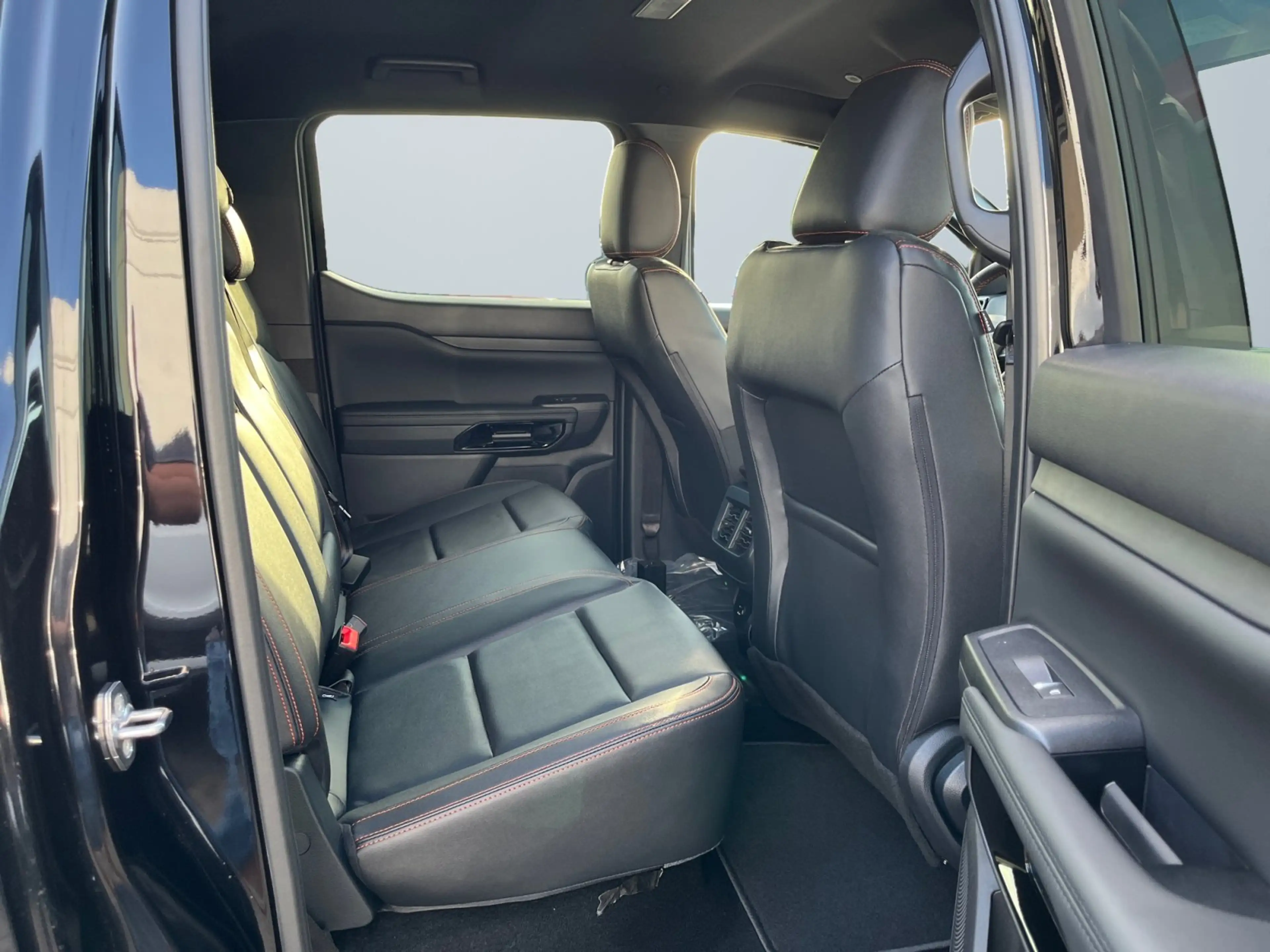 Ford Ranger Wildtrak 2.3 EcoBoost PHEV B&O Soundsystem — photo 11