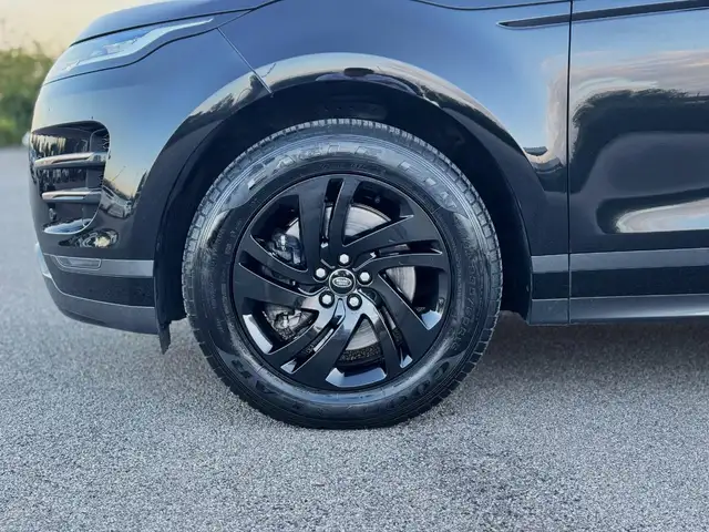 Land Rover Range Rover Evoque view 18