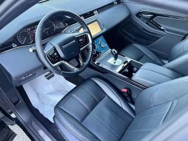 Land Rover Range Rover Evoque view 6