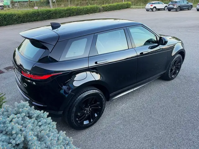 Land Rover Range Rover Evoque view 4