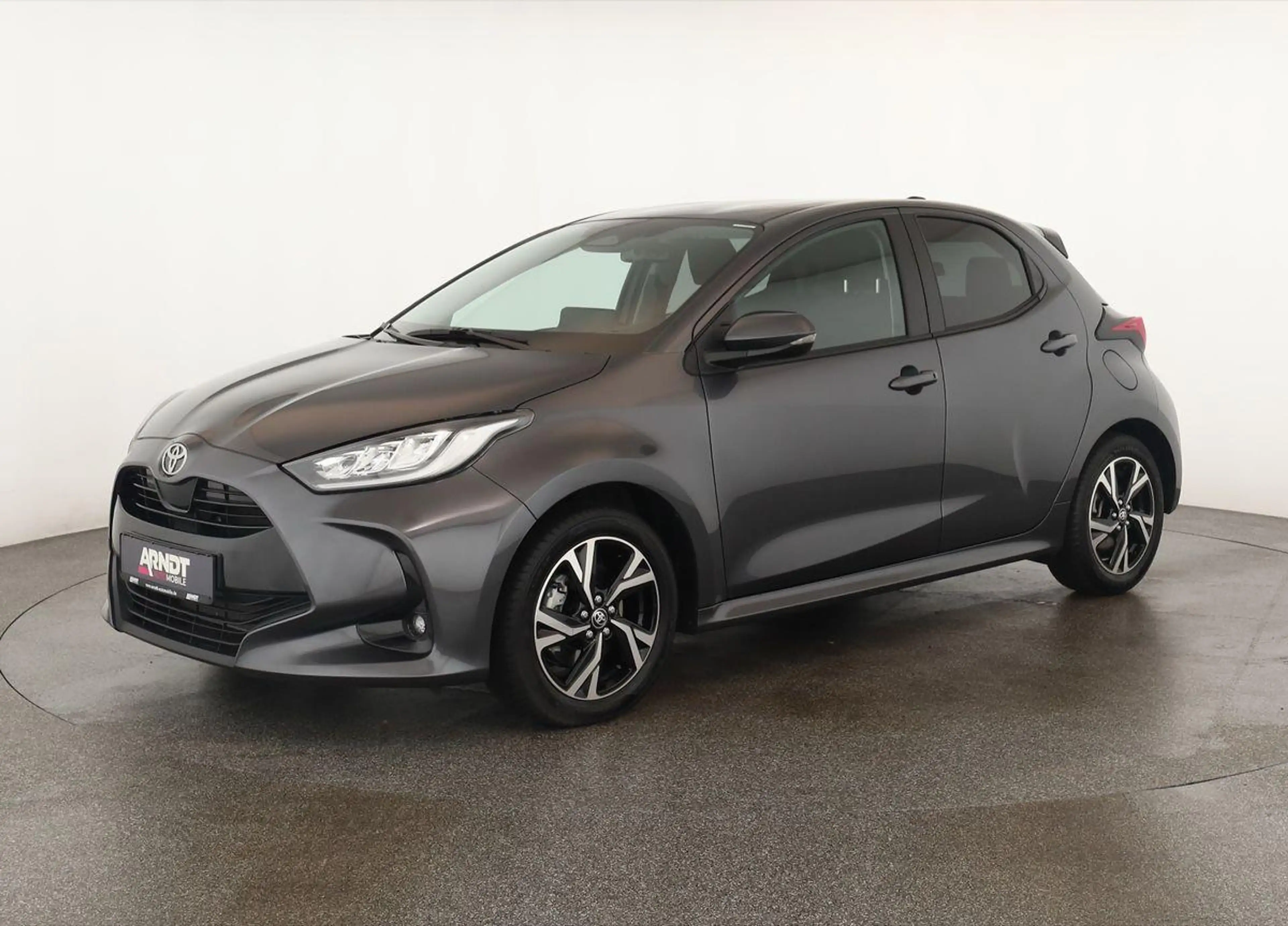 Toyota Yaris Hybrid 116 Teamplayer LED App SHZ Key Kam — photo 2