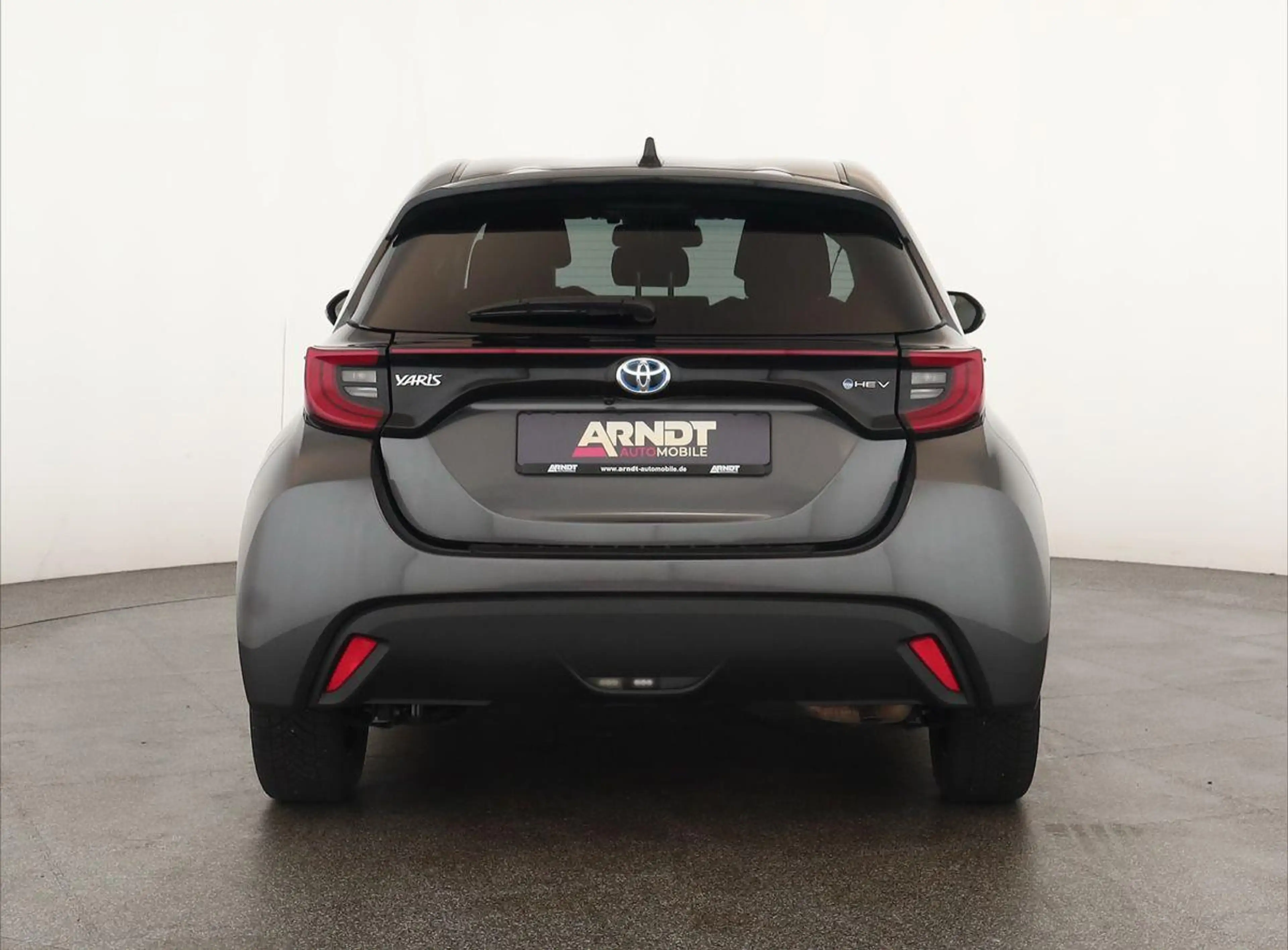 Toyota Yaris Hybrid 116 Teamplayer LED App SHZ Key Kam — photo 6