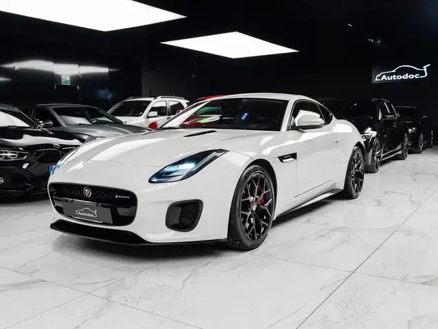 Jaguar F-Type Coupe 2.0 i4 R-Dynamic rwd 300cv auto my20