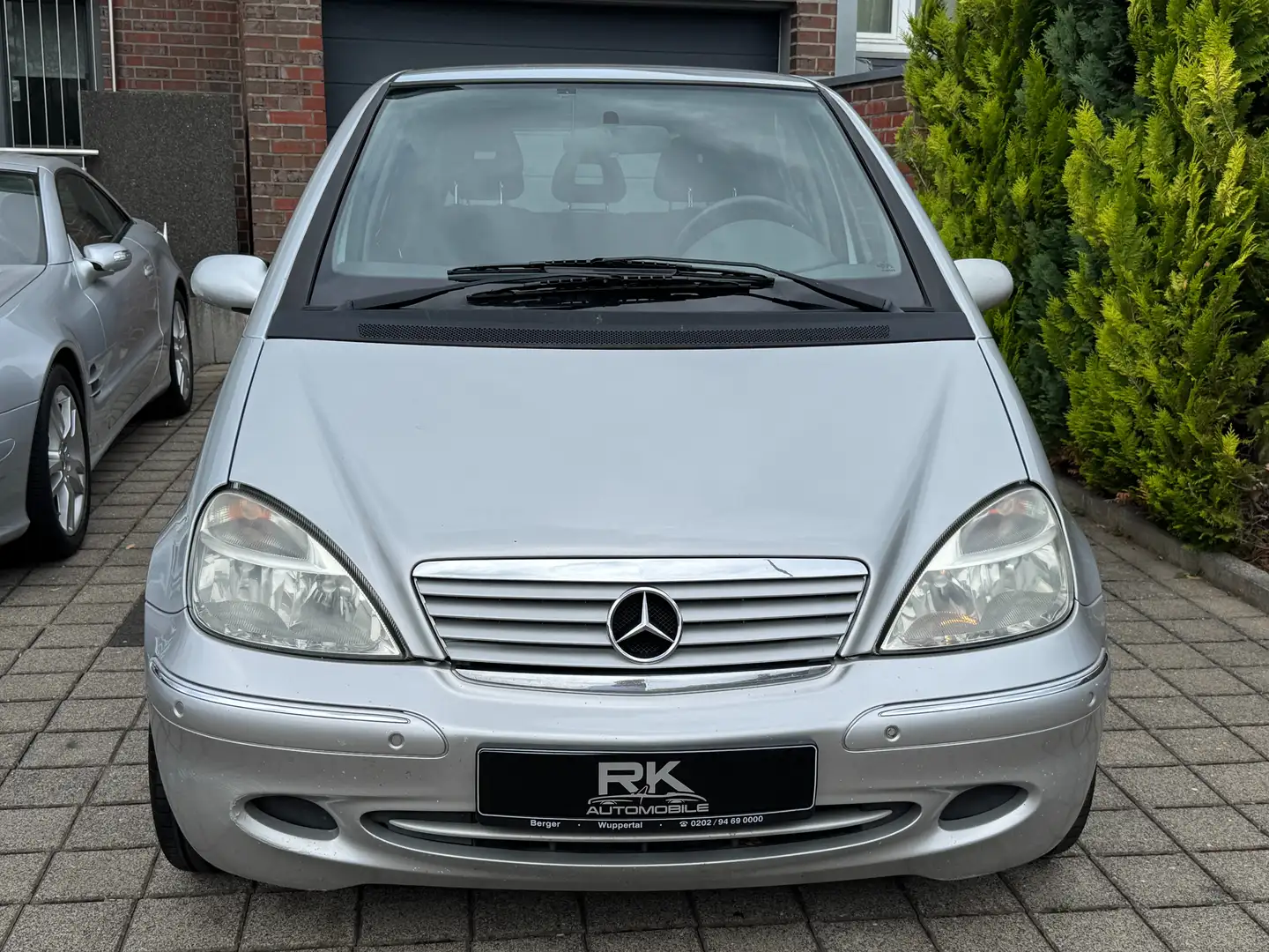 Mercedes-Benz A 140 Elegance HALBAUTOMATIK Argent - 2
